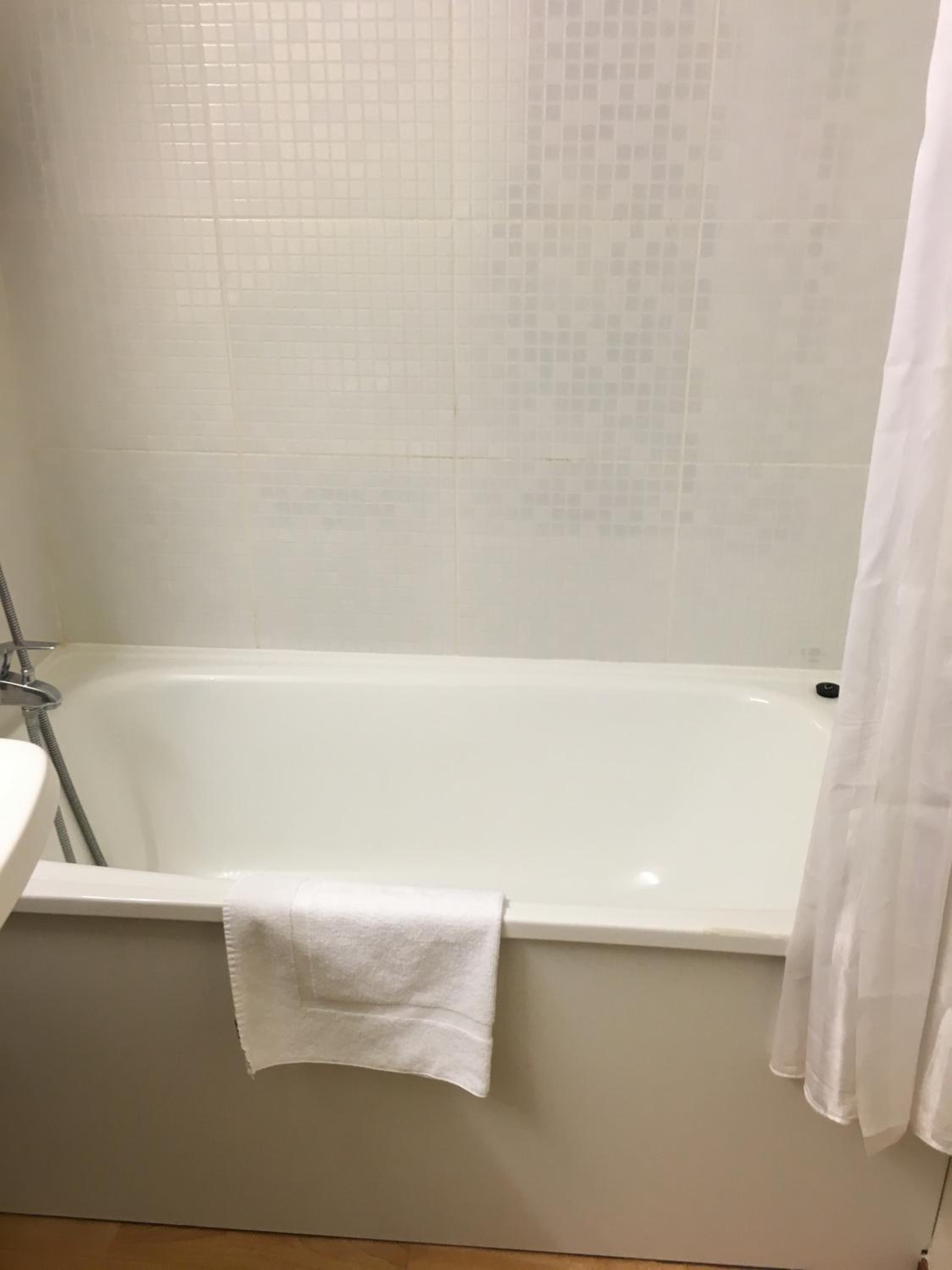 Double Room with 1 Double Bed - Photo 3