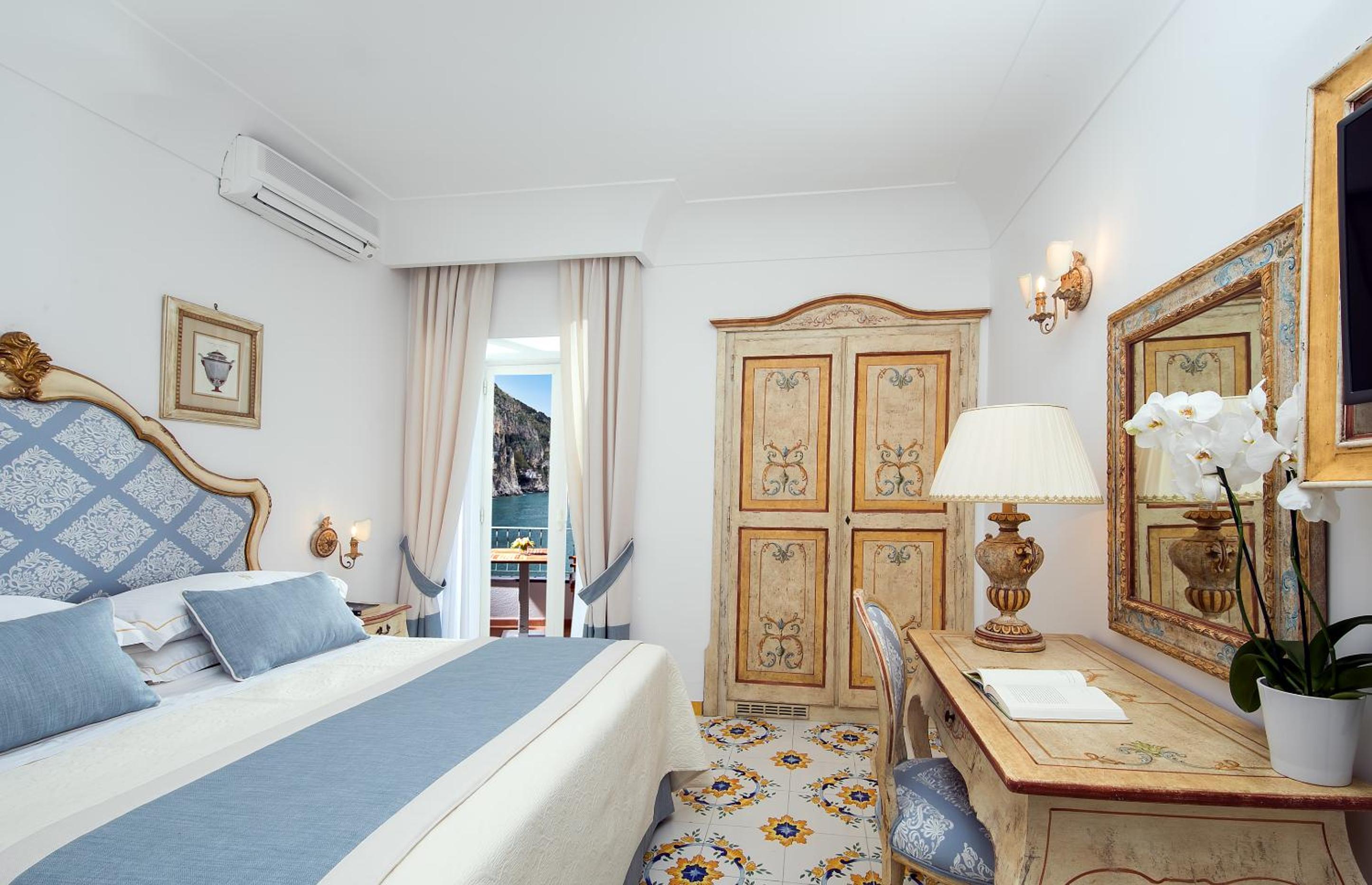 Superior Double Room with Balcony and Sea View photo 3