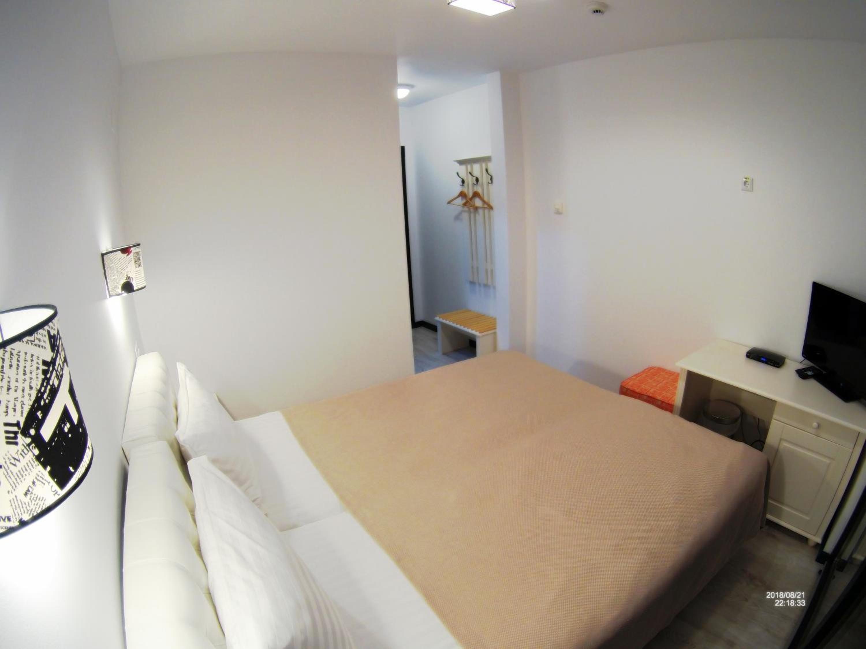Twin Room with Balcony photo 2