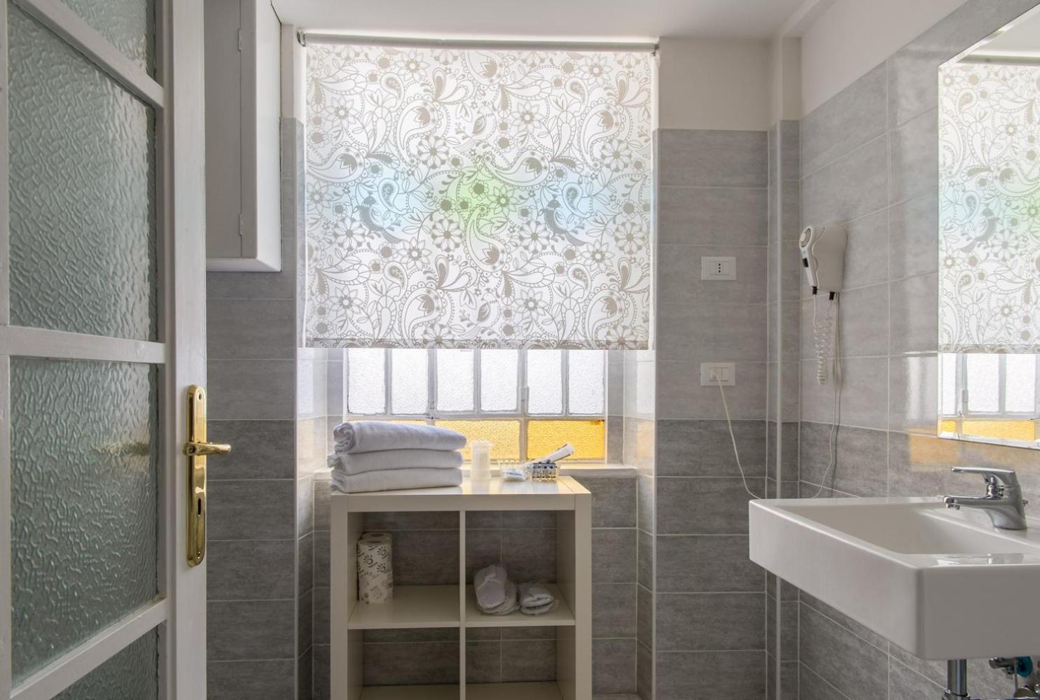 Triple Room - Photo 3