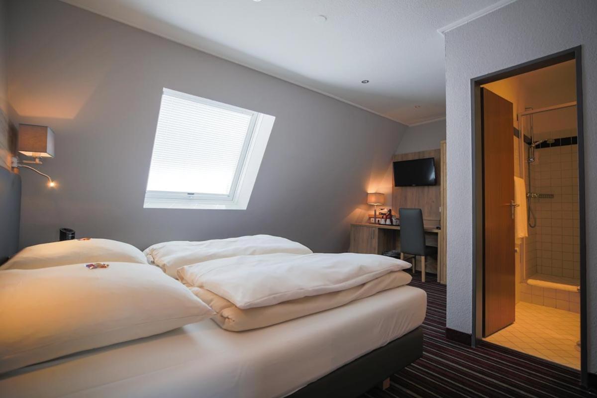 Double Room - Photo 4