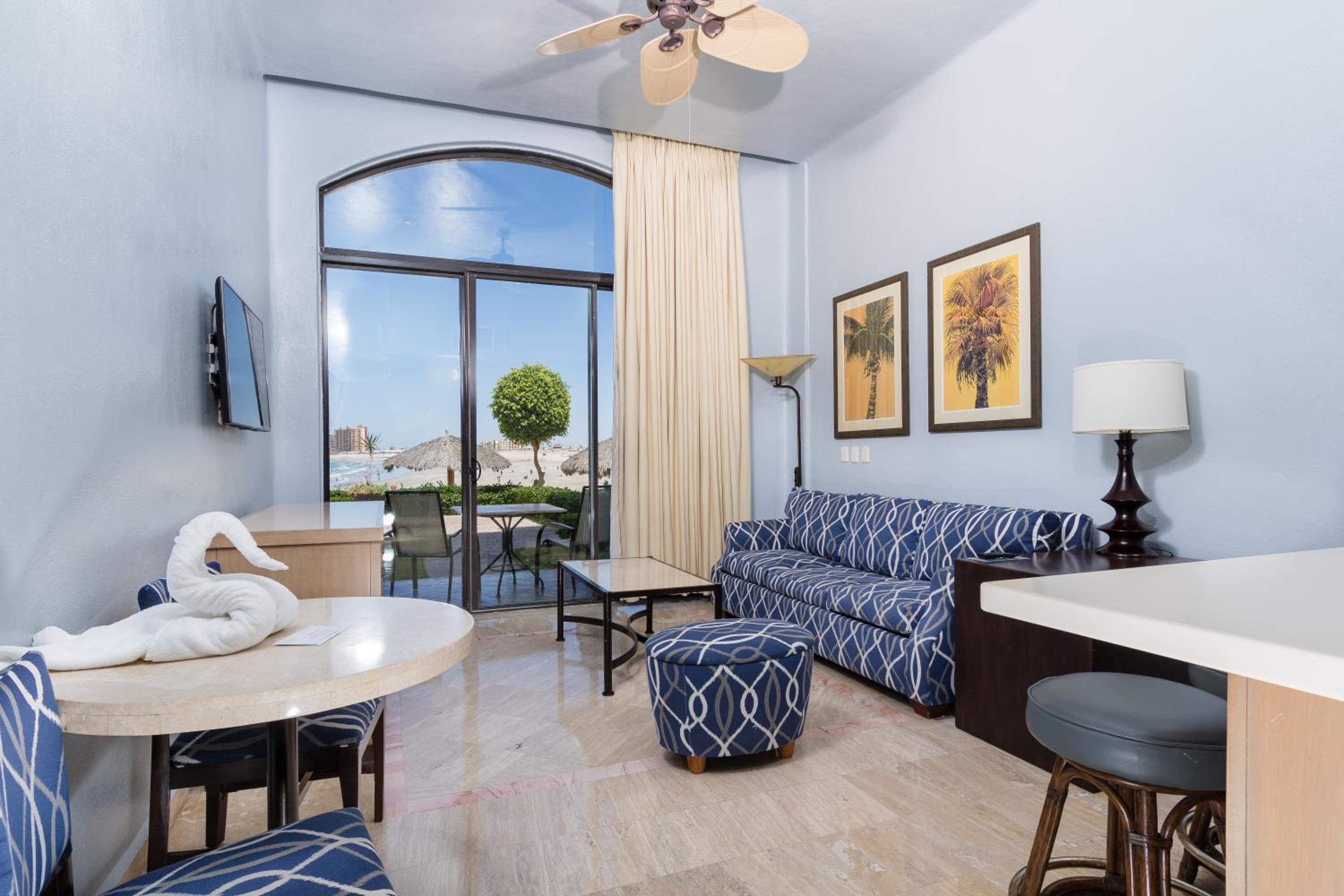 Master Suite Ocean View with Patio King Bed & Sofa Bed