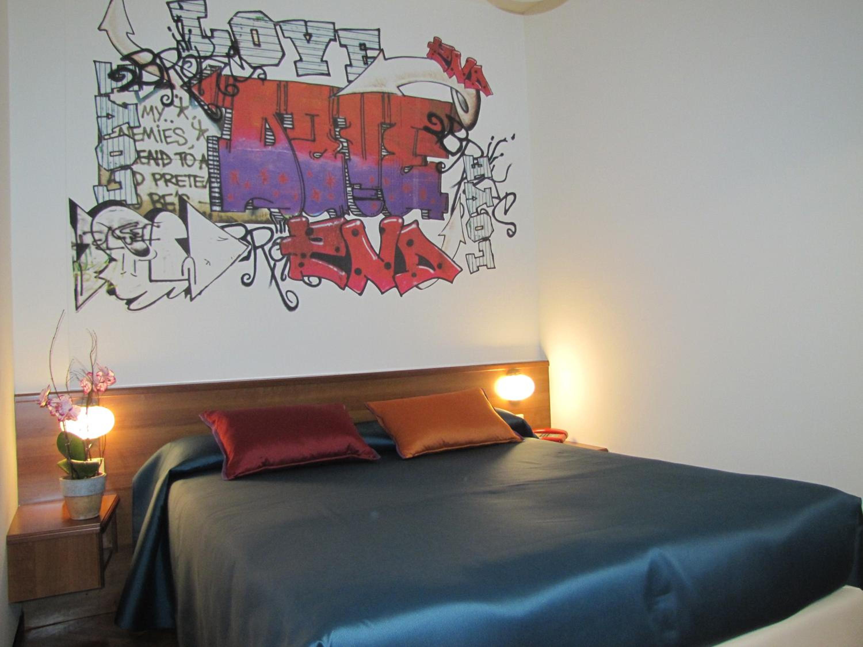 Double or Twin Room - Photo 21
