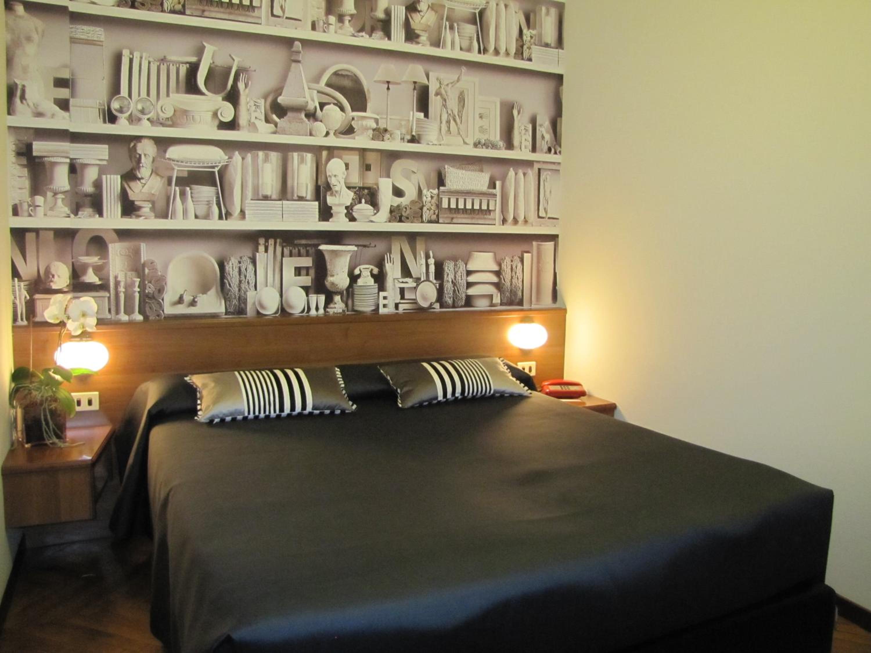 Double or Twin Room - Photo 19