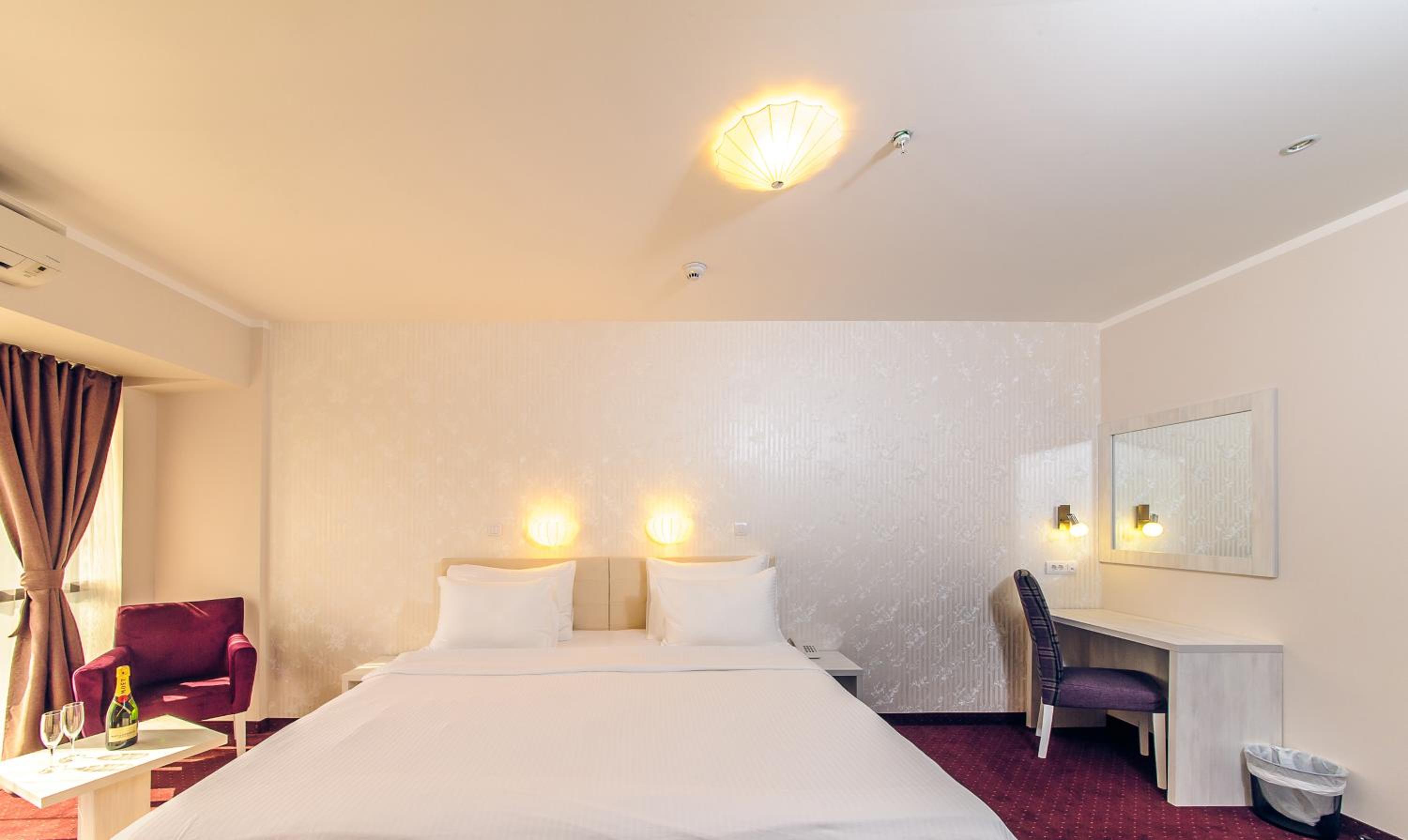 Superior Double Room - Photo 4