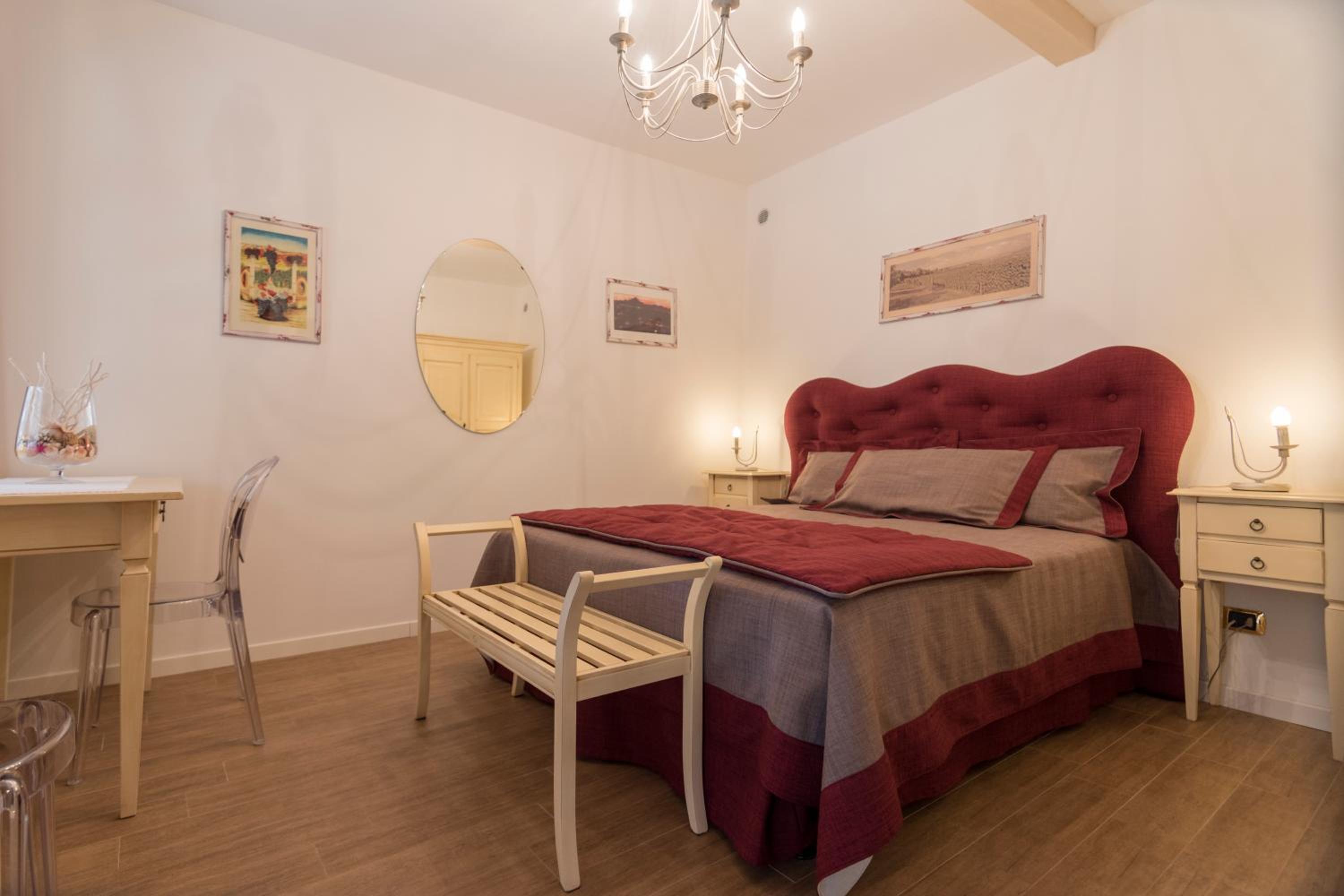 Double Room with Private Bathroom photo 3