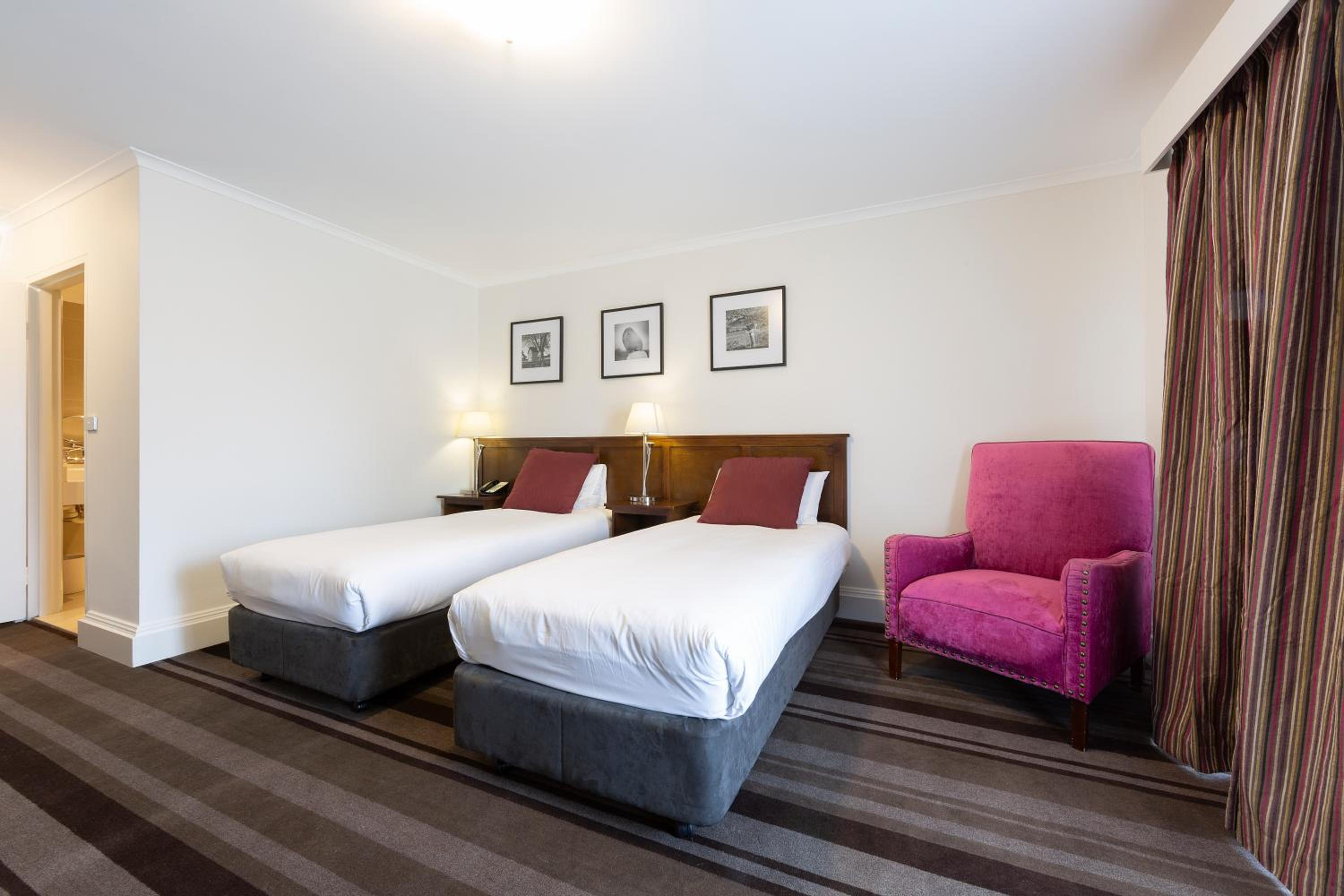 Superior Twin Room - Photo 5