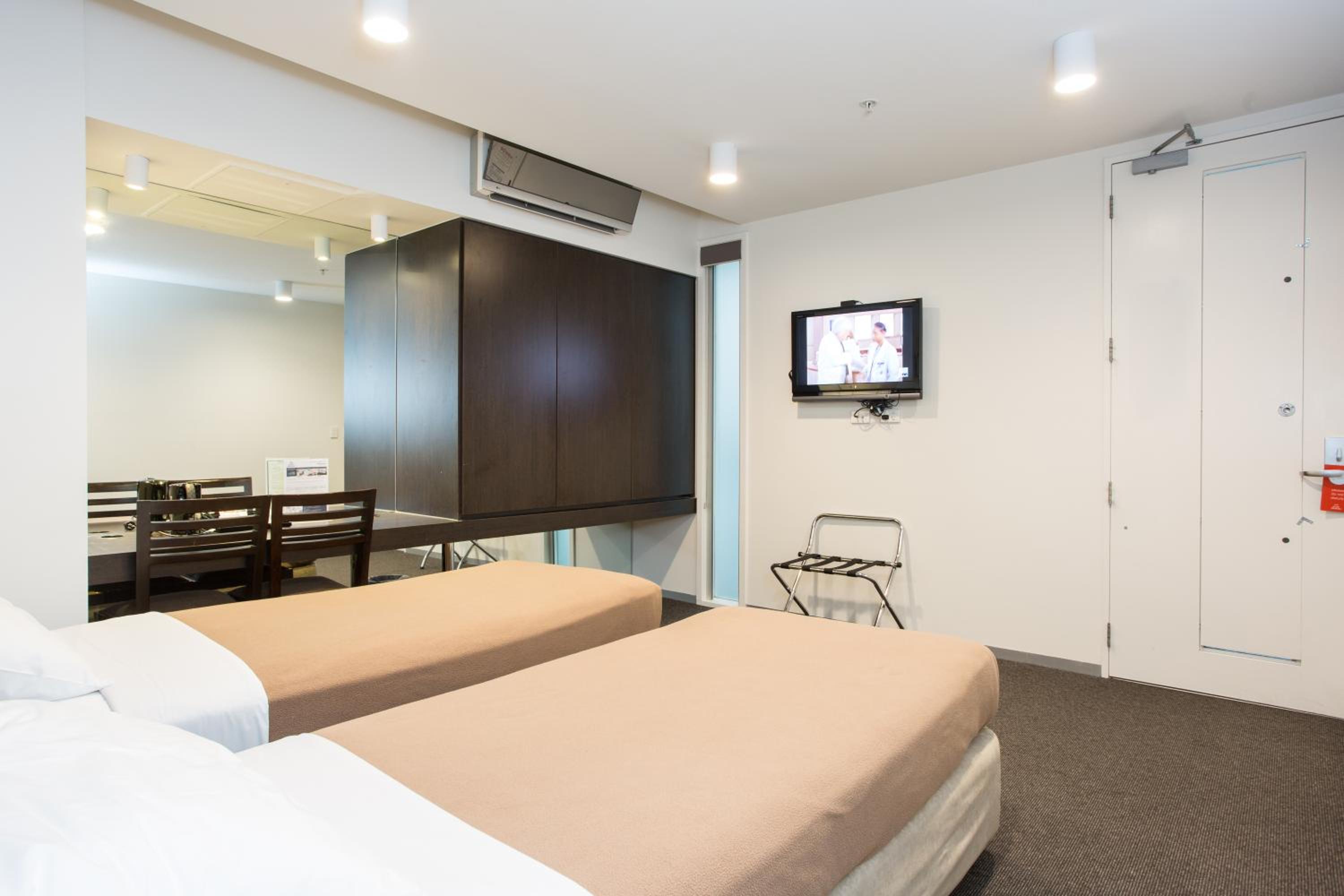 Superior Twin Room - Photo 5