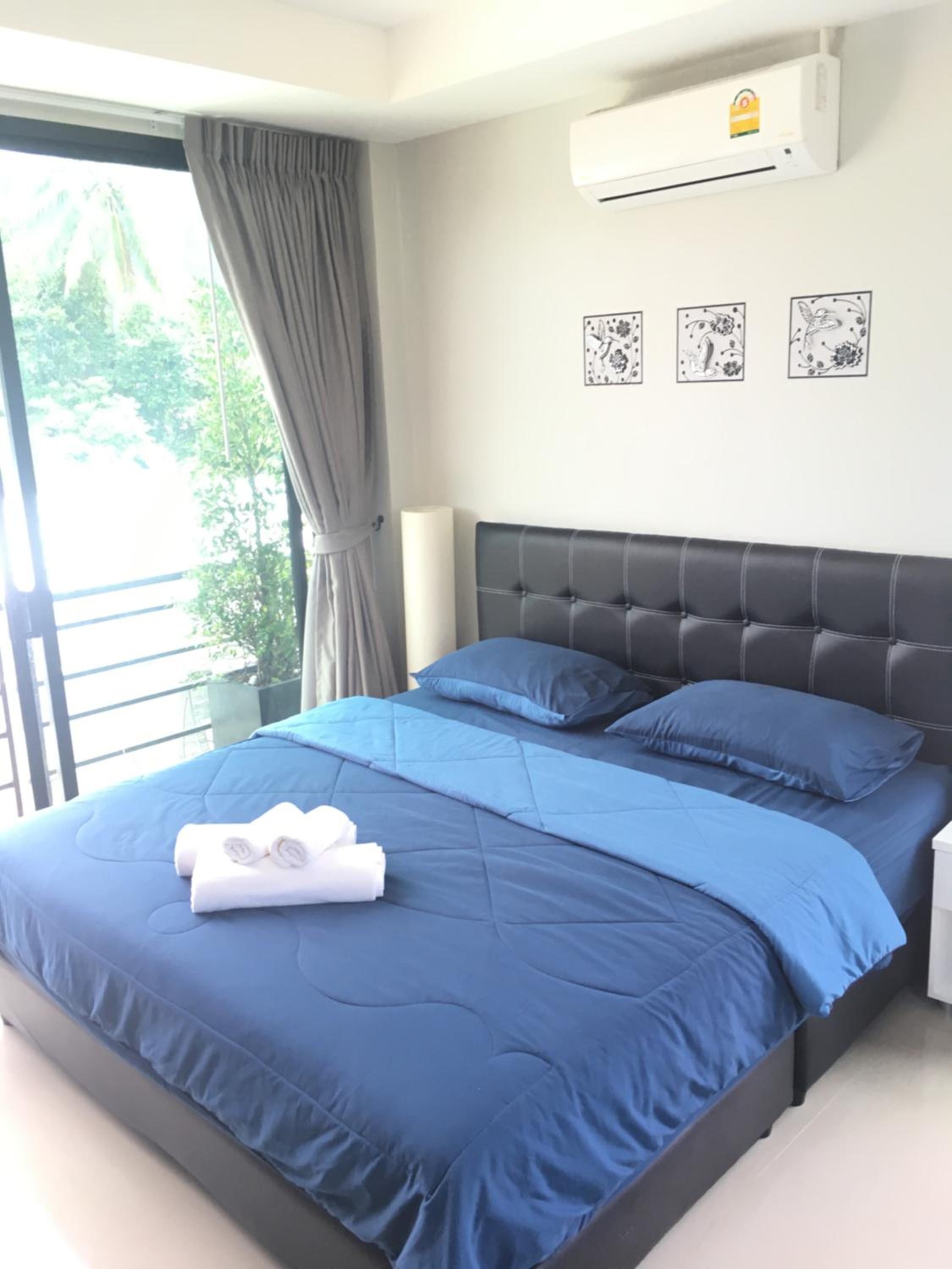 Standard King Room - Photo 32