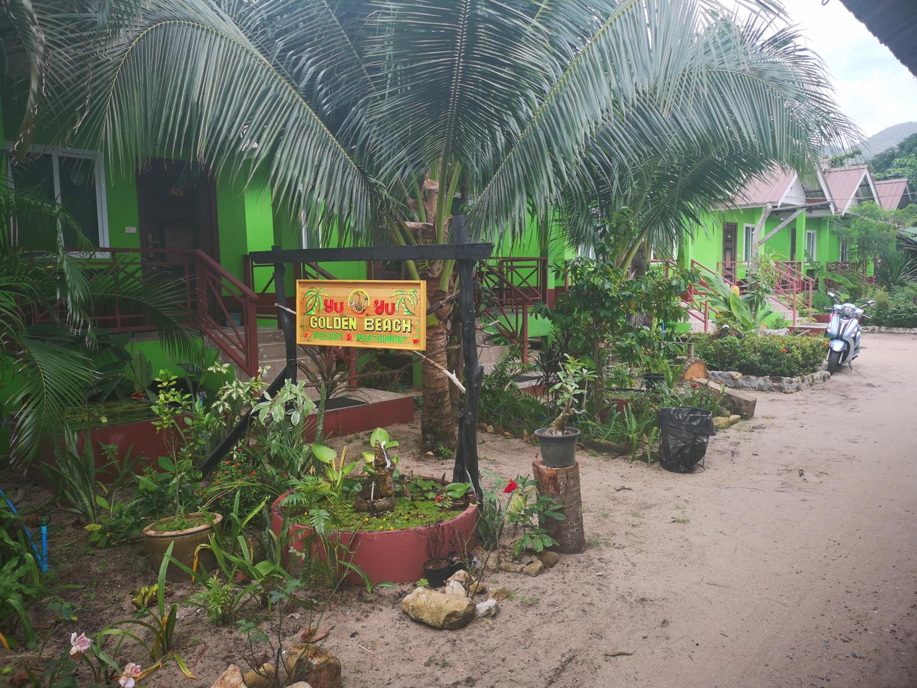 Bungalow with Sea View - Photo 11
