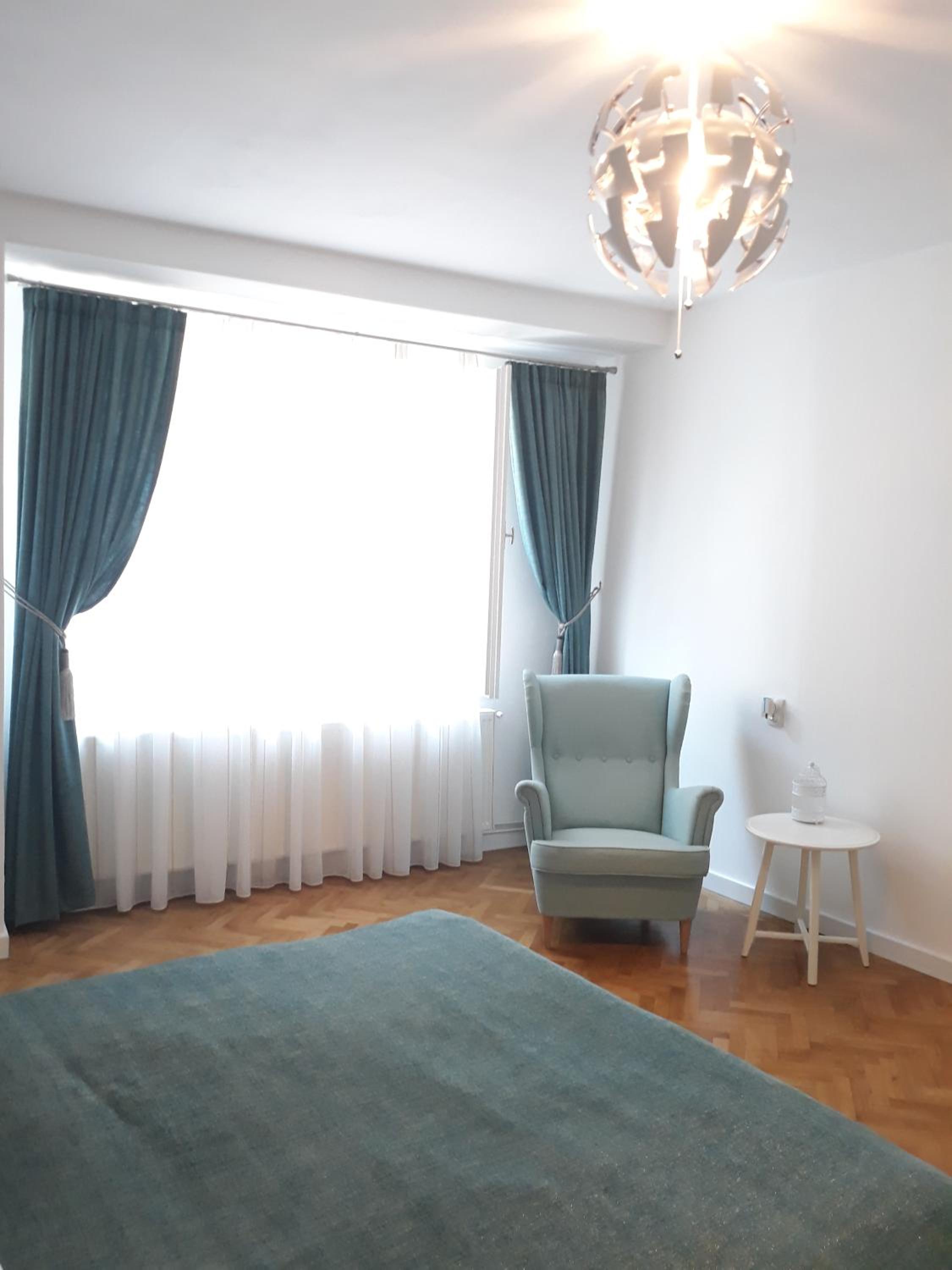 One-Bedroom Apartment - Photo 13