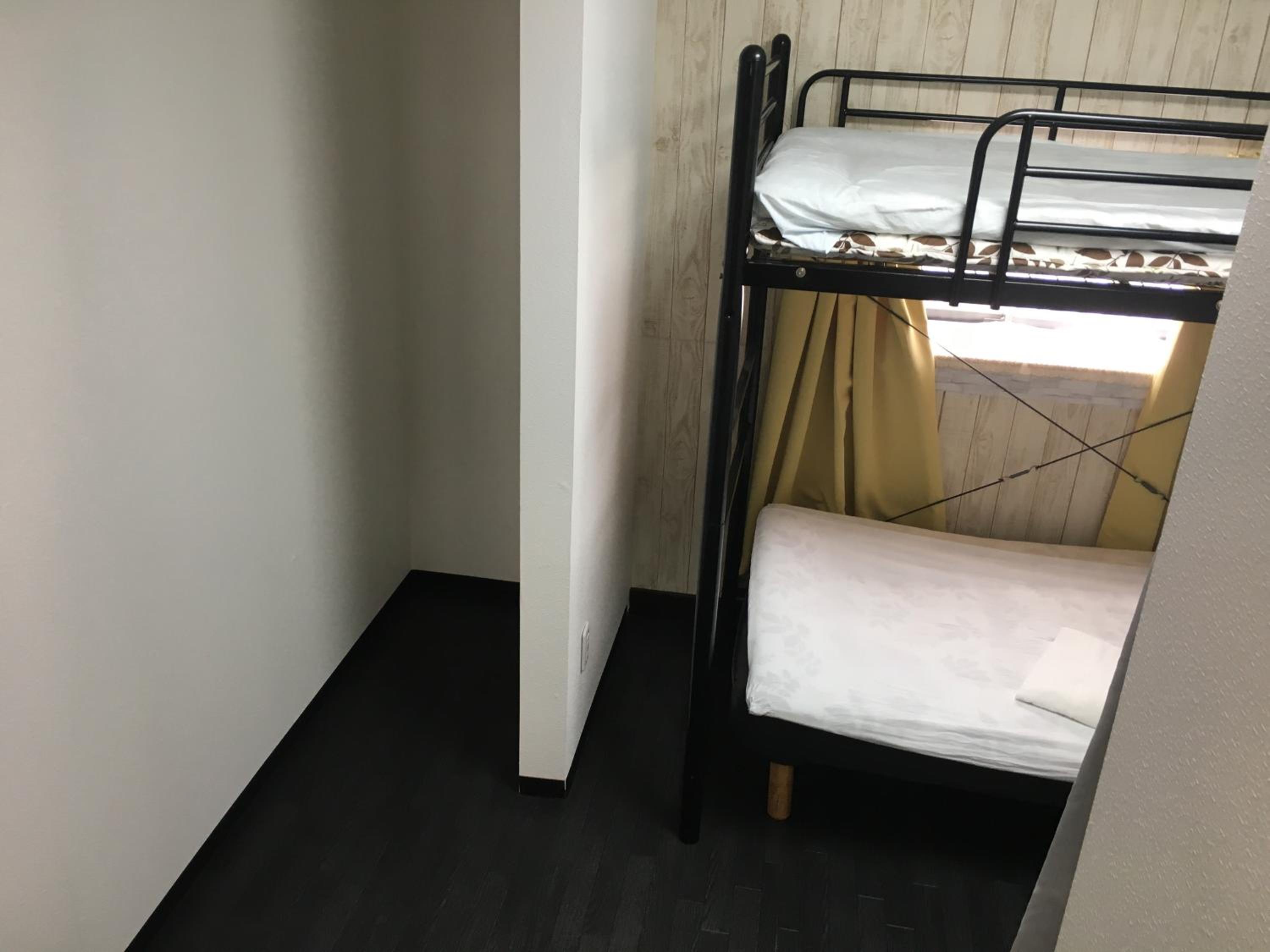 Economy Double Room photo 1