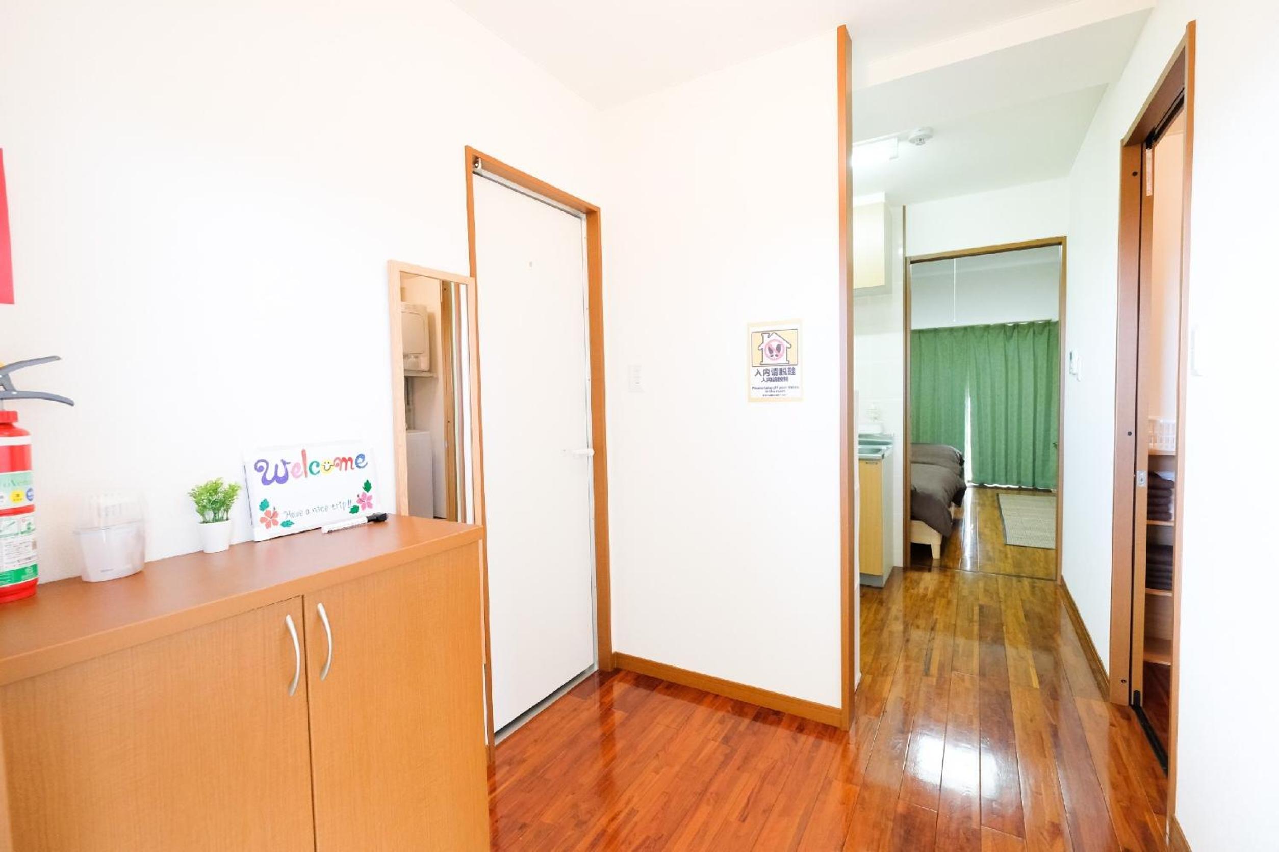 One-Bedroom Apartment photo 2