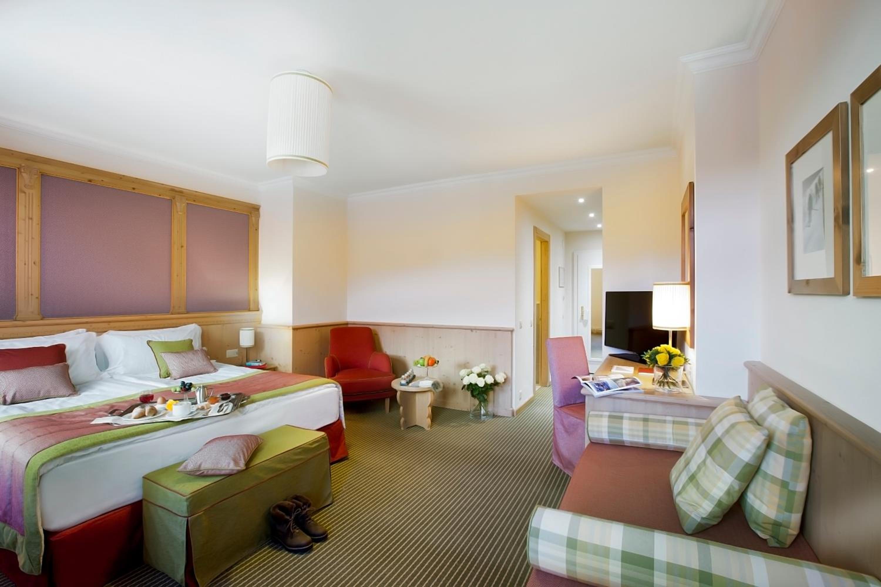 Superior Triple Room with Spa Access - Photo 15
