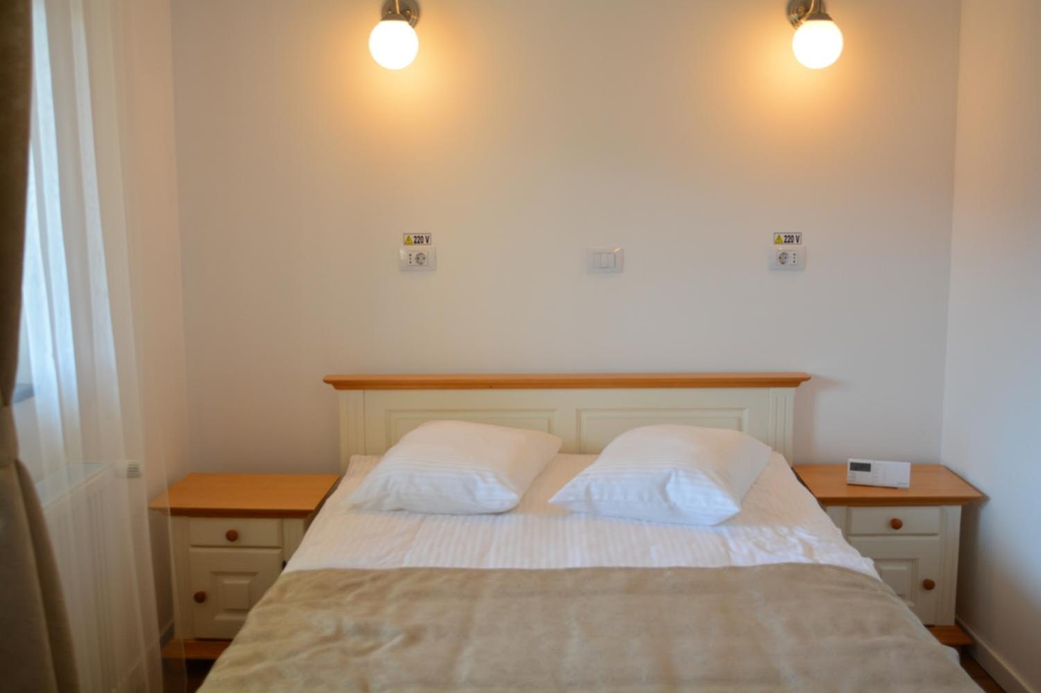 Standard Double Room - Photo 5