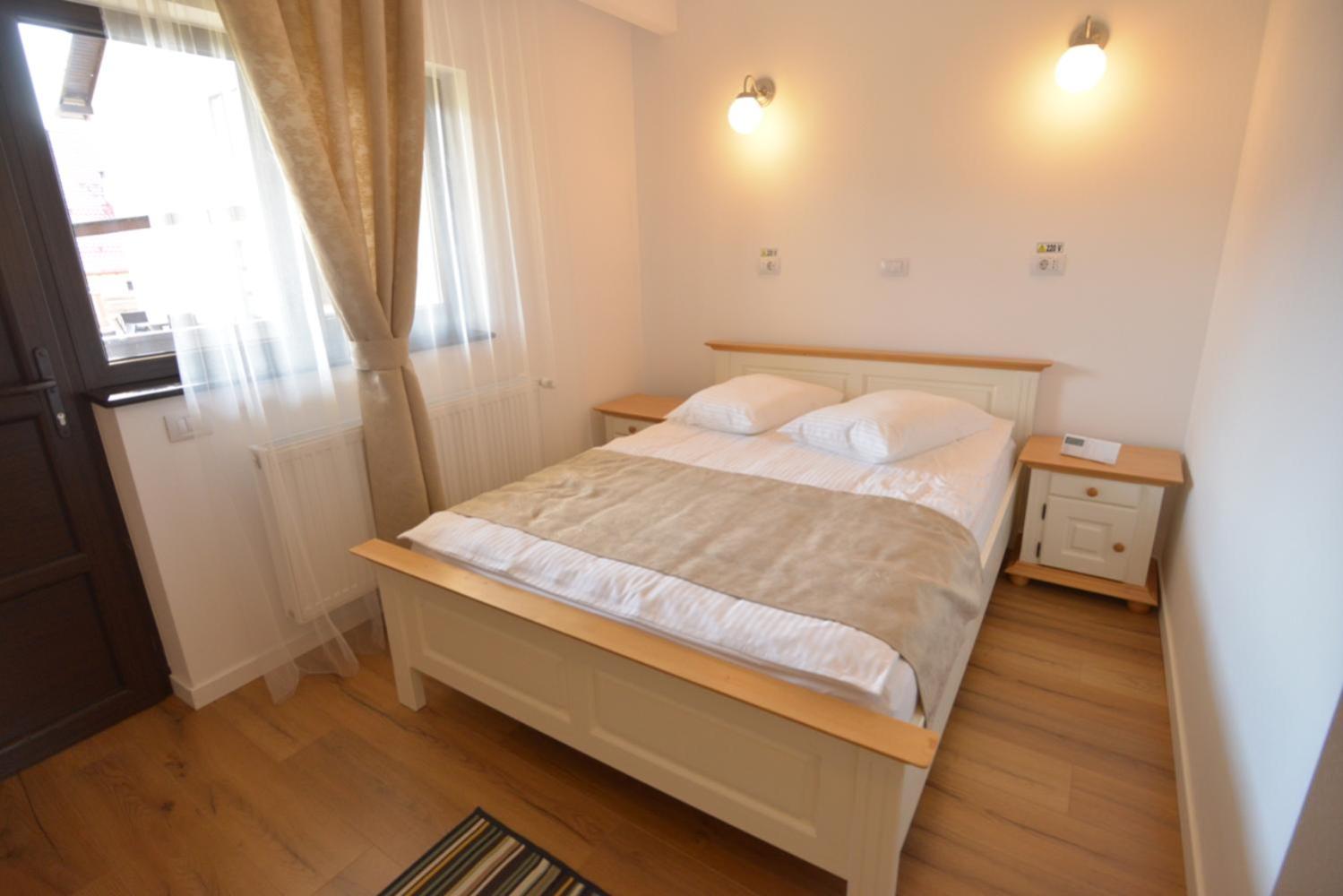 Standard Double Room - Photo 3
