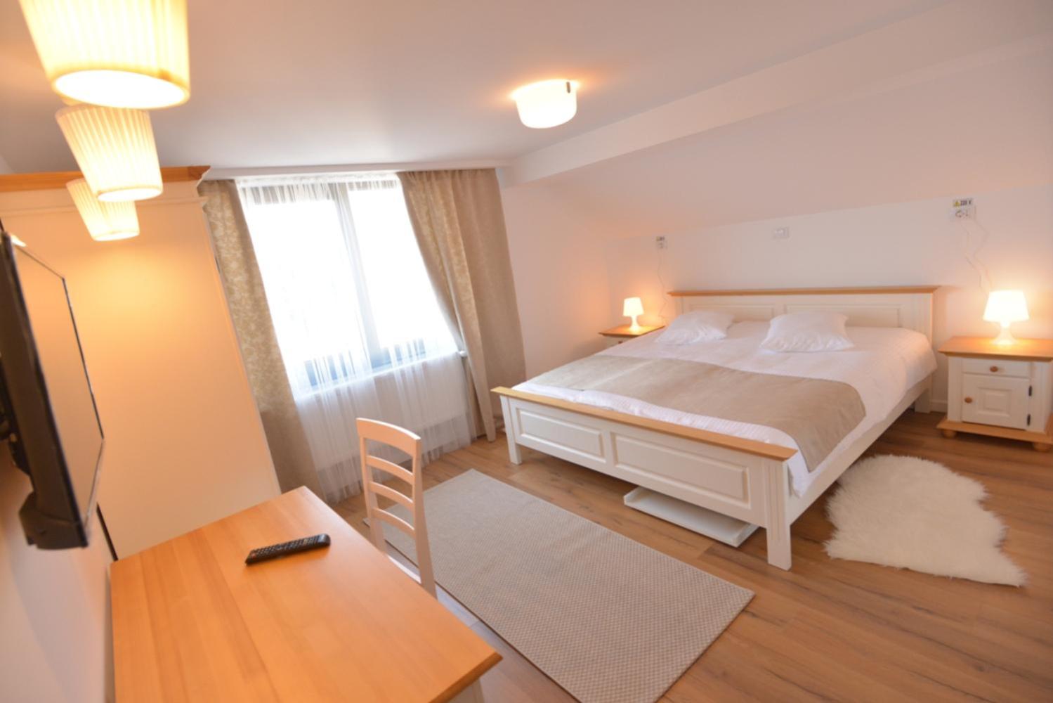 Superior Double Room - Photo 1