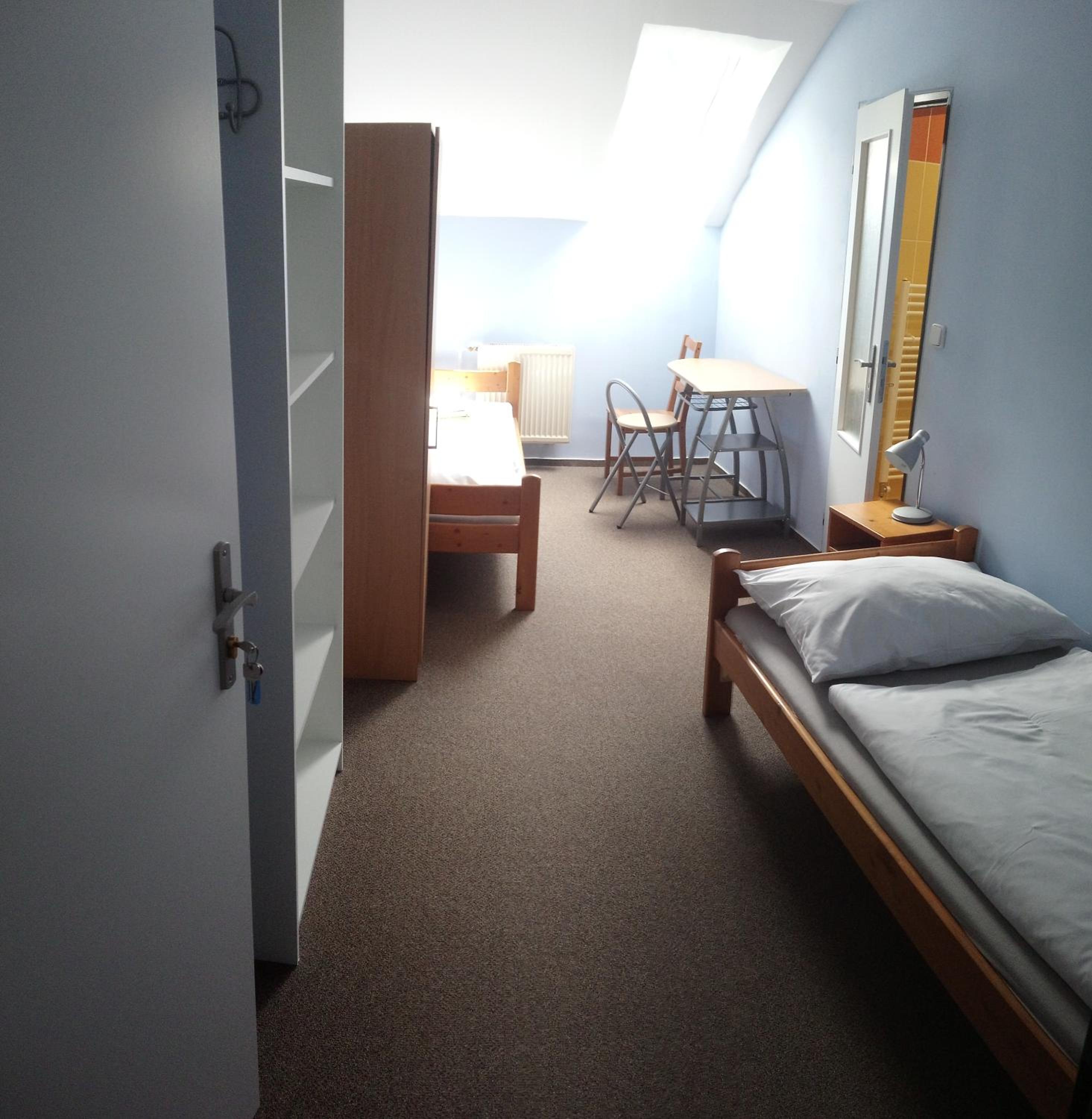 Twin Room with Bathroom photo 1