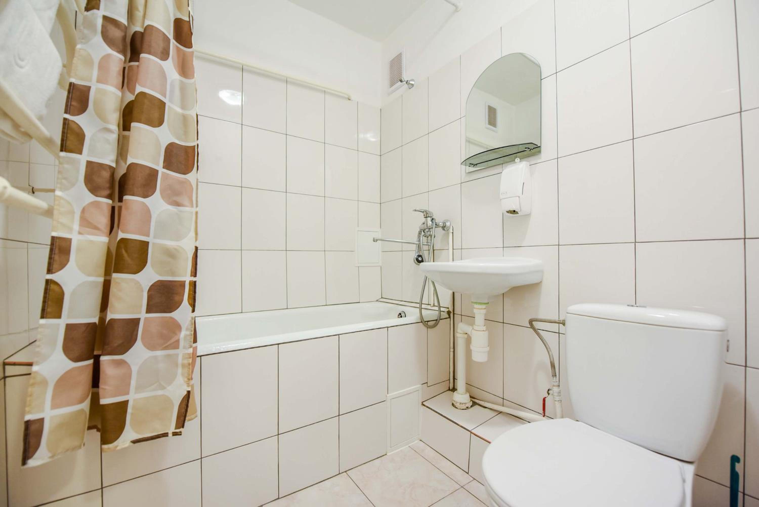 Family Room - Photo 4
