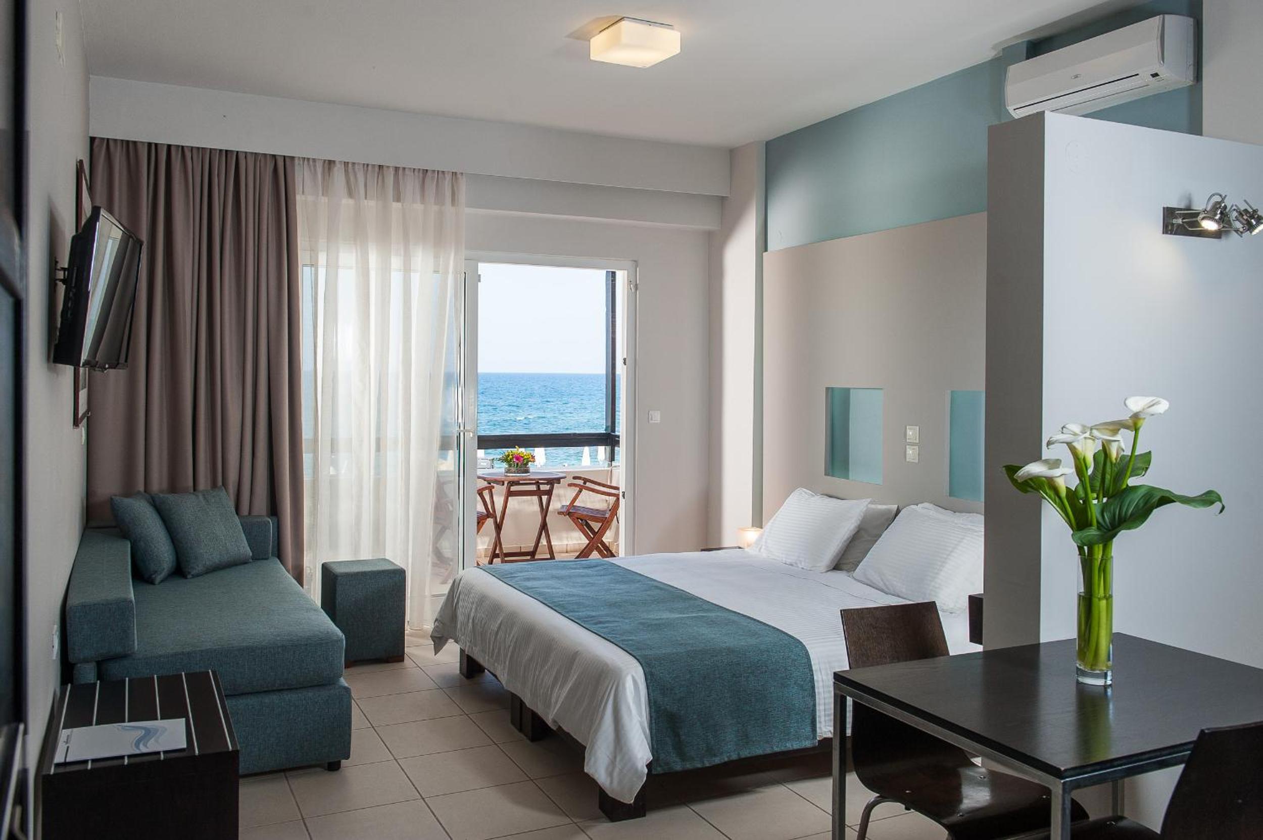 Studio Apartment with Sea View