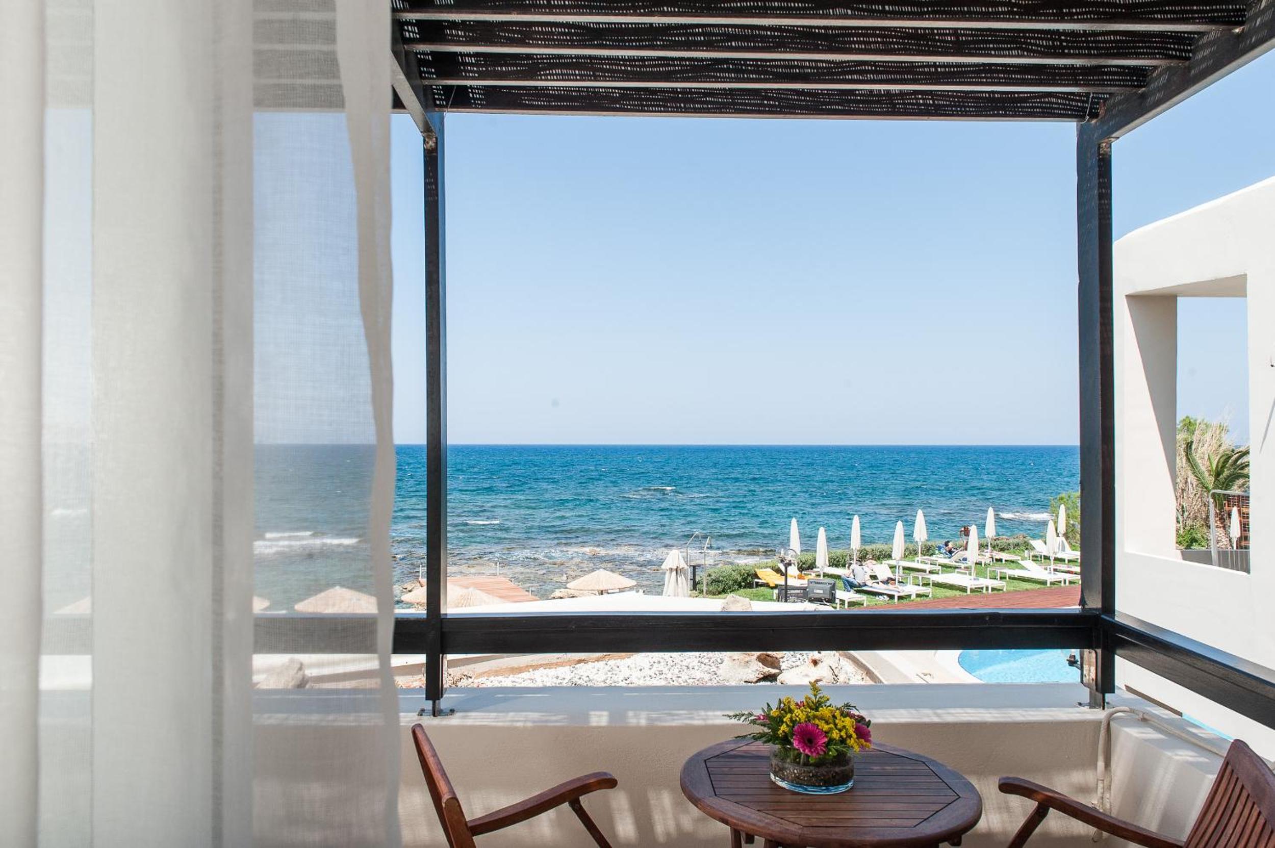 Studio Apartment with Sea View photo 2