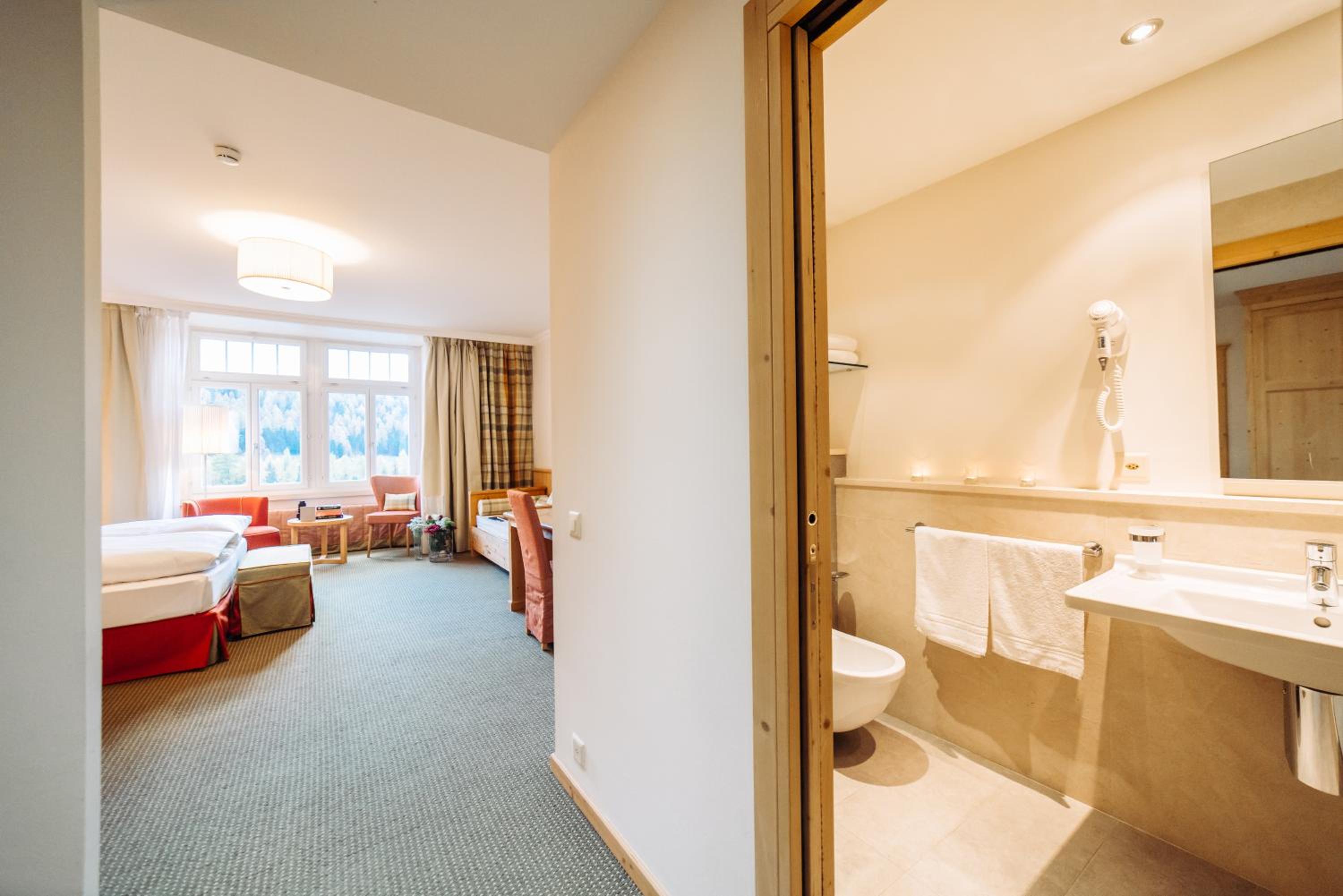 Superior Triple Room with Spa Access - Photo 4