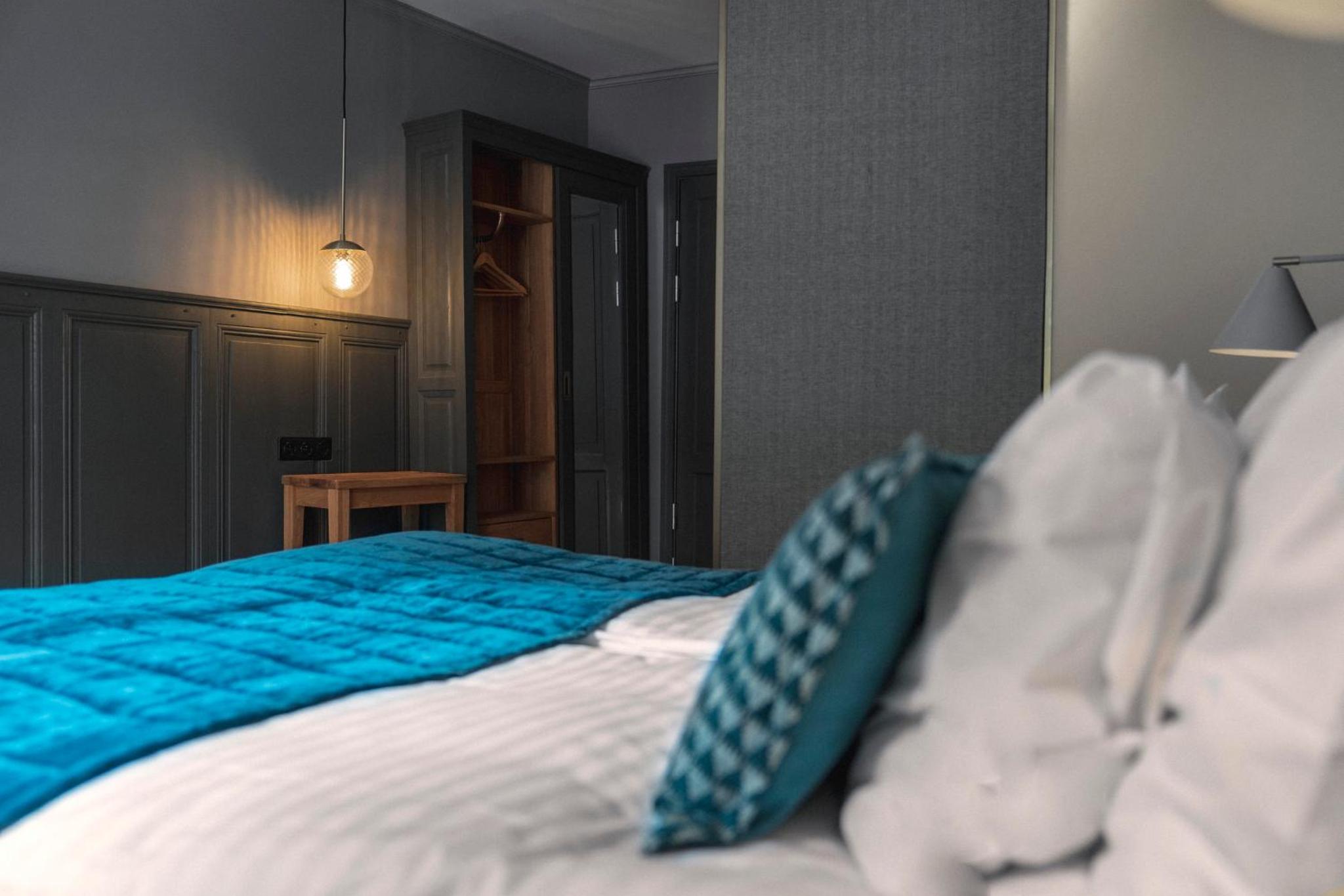 Twin Room - Photo 3