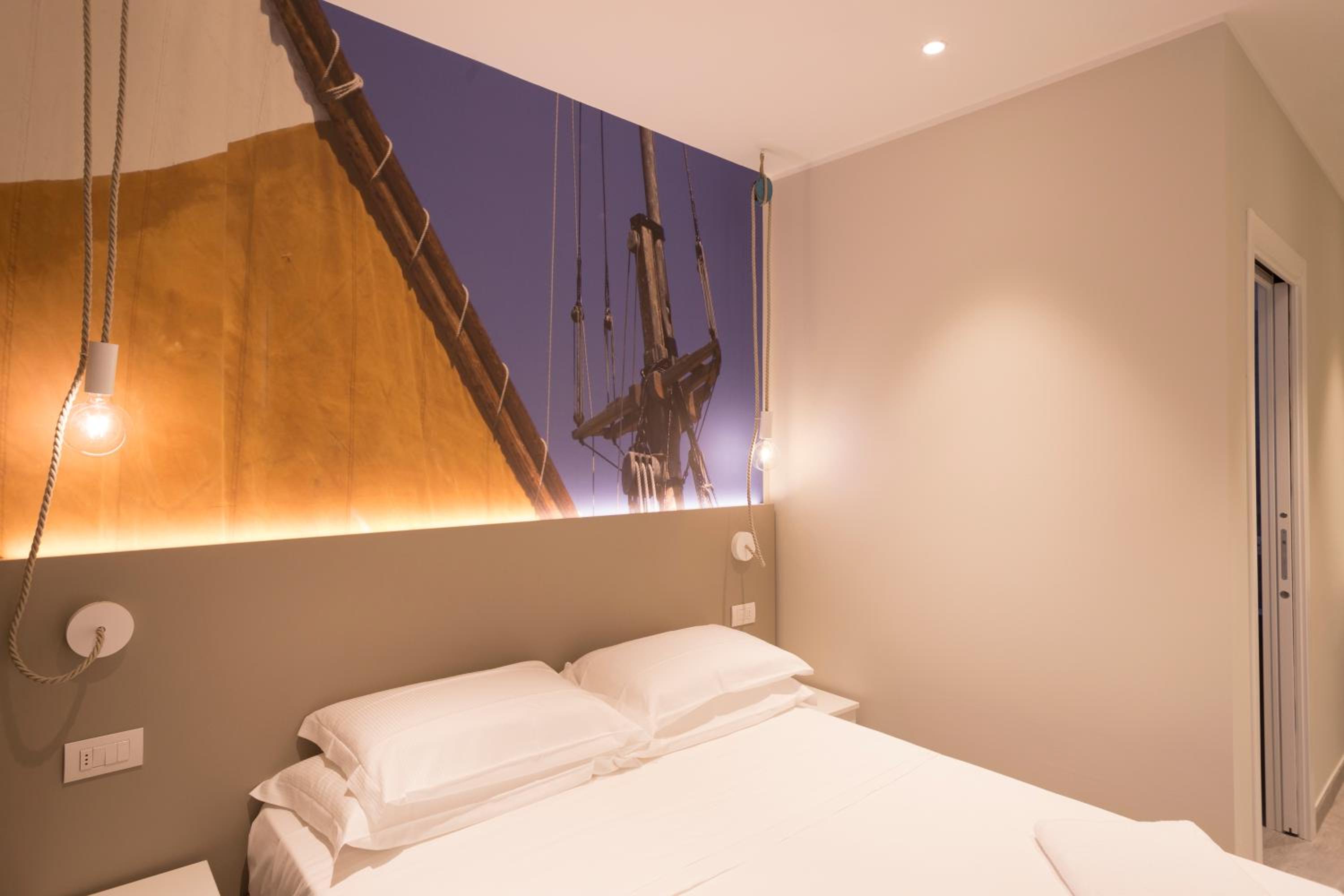 Double Room - Photo 4