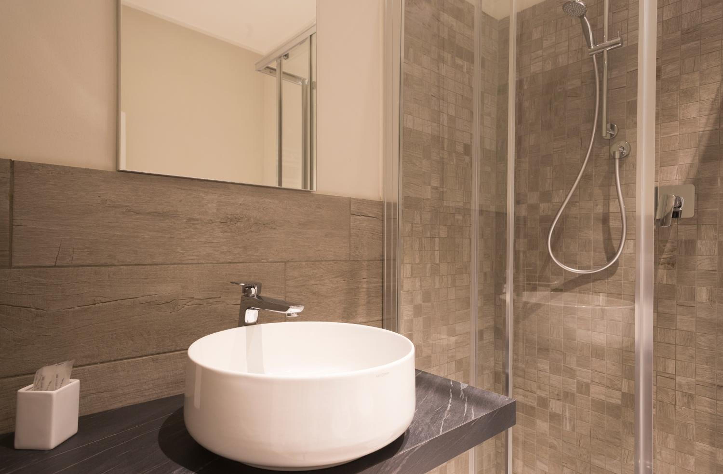 Double Room with Sea View - Photo 4