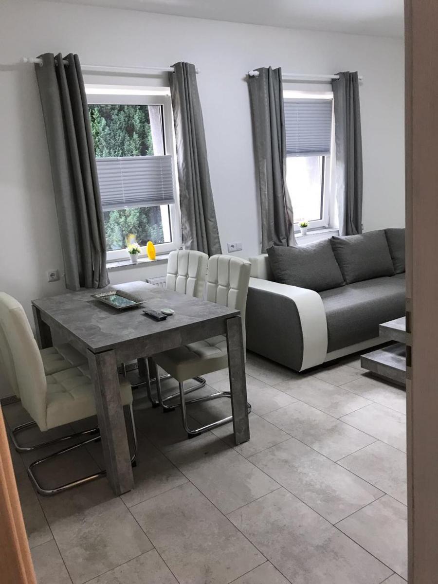 Deluxe Apartment photo 2
