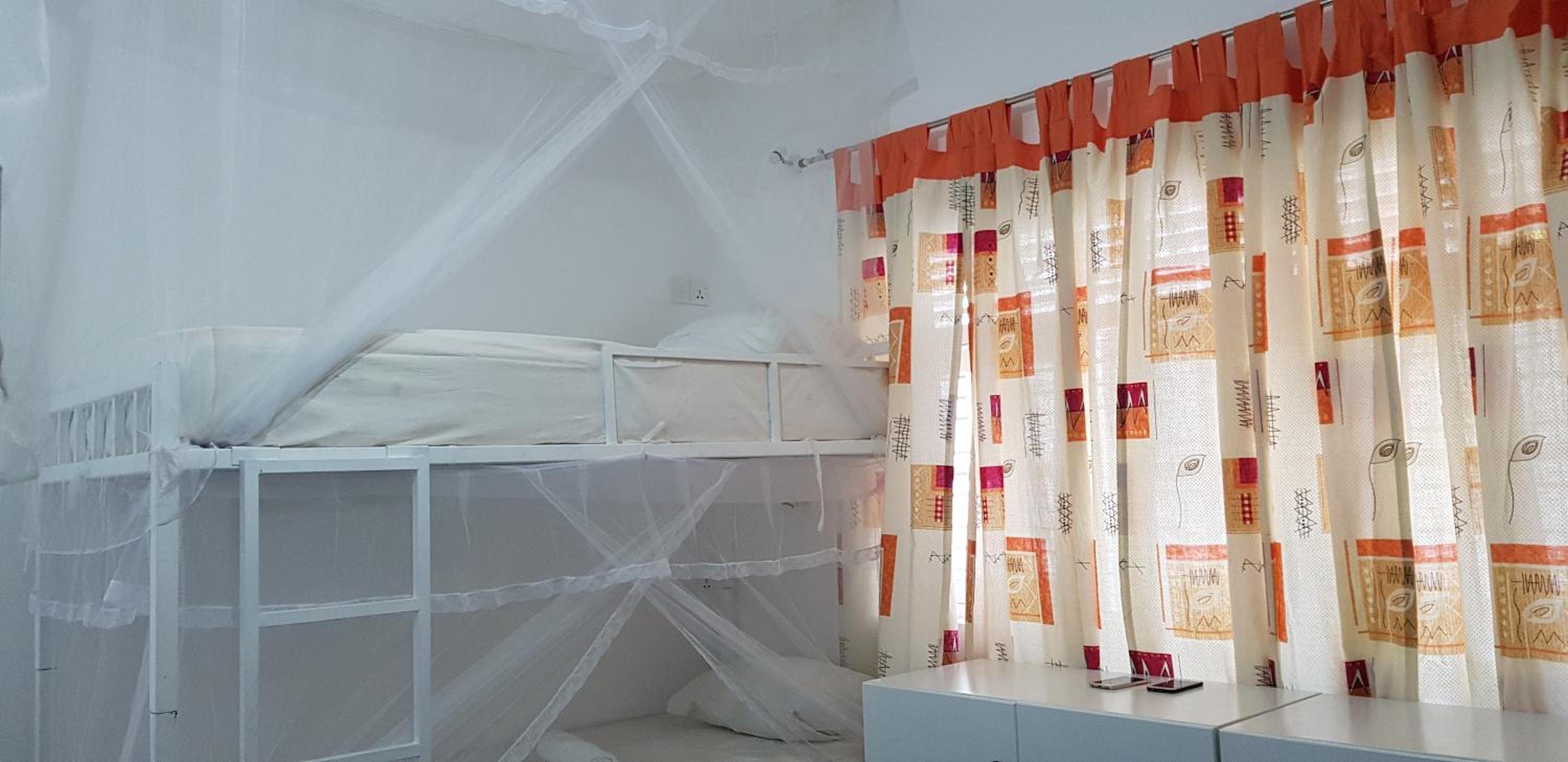 Bed in 10-Bed Mixed Dormitory Room photo 2