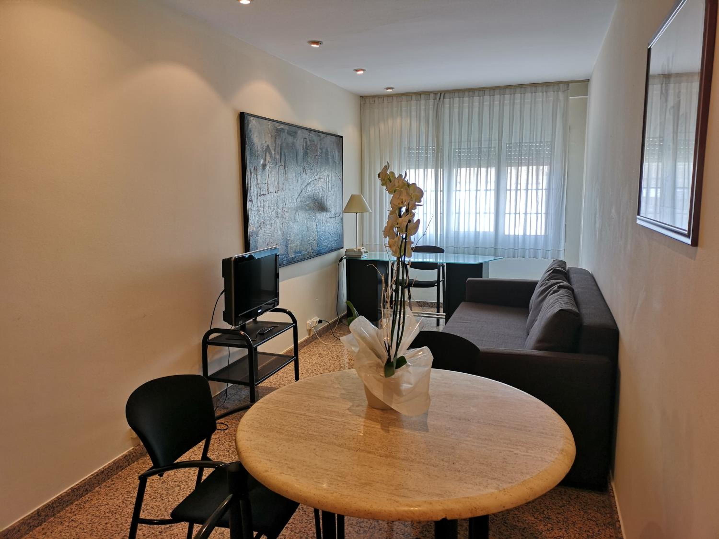 Apartment - Photo 4