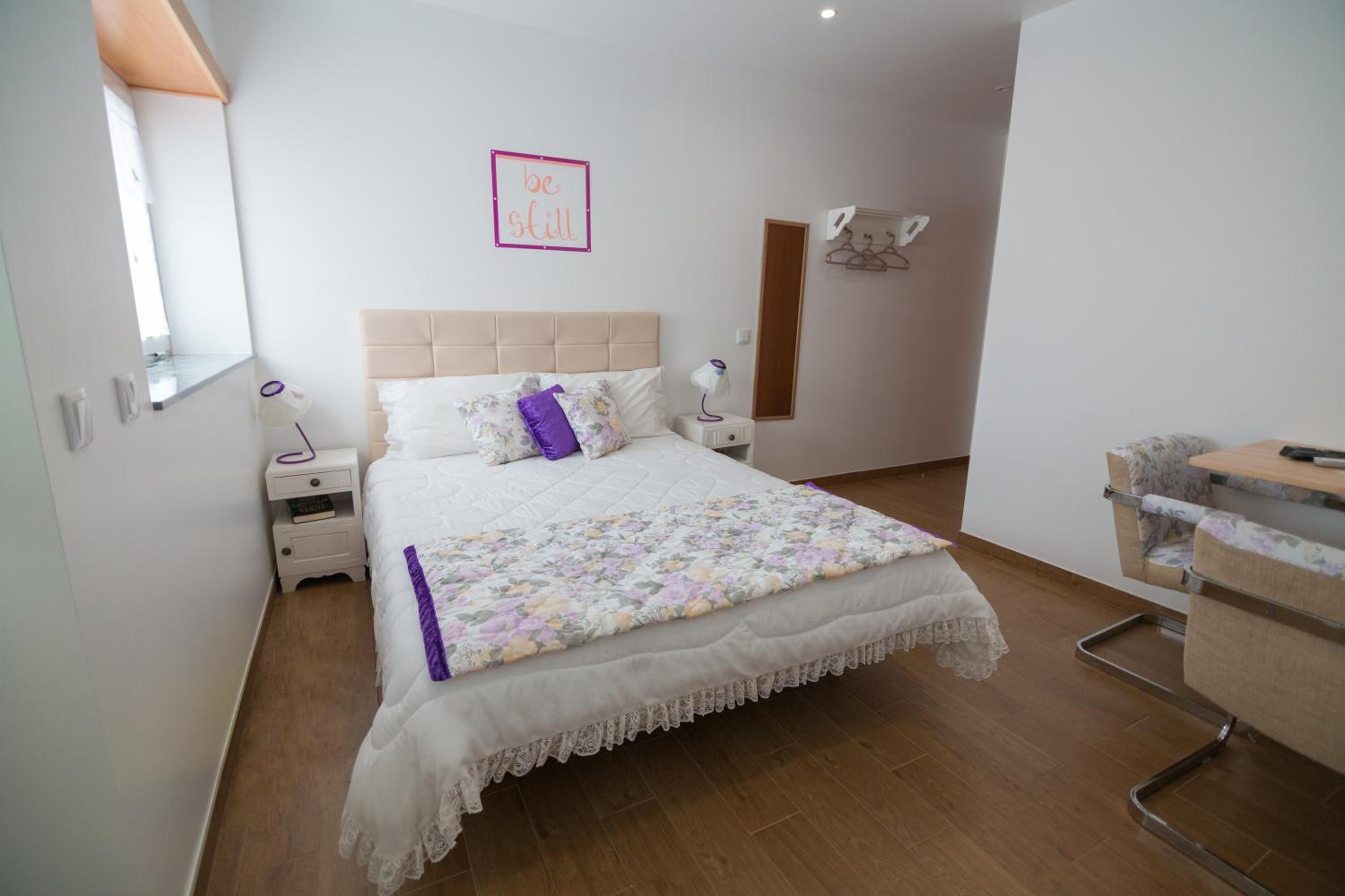 Double Room with Private Bathroom photo 2