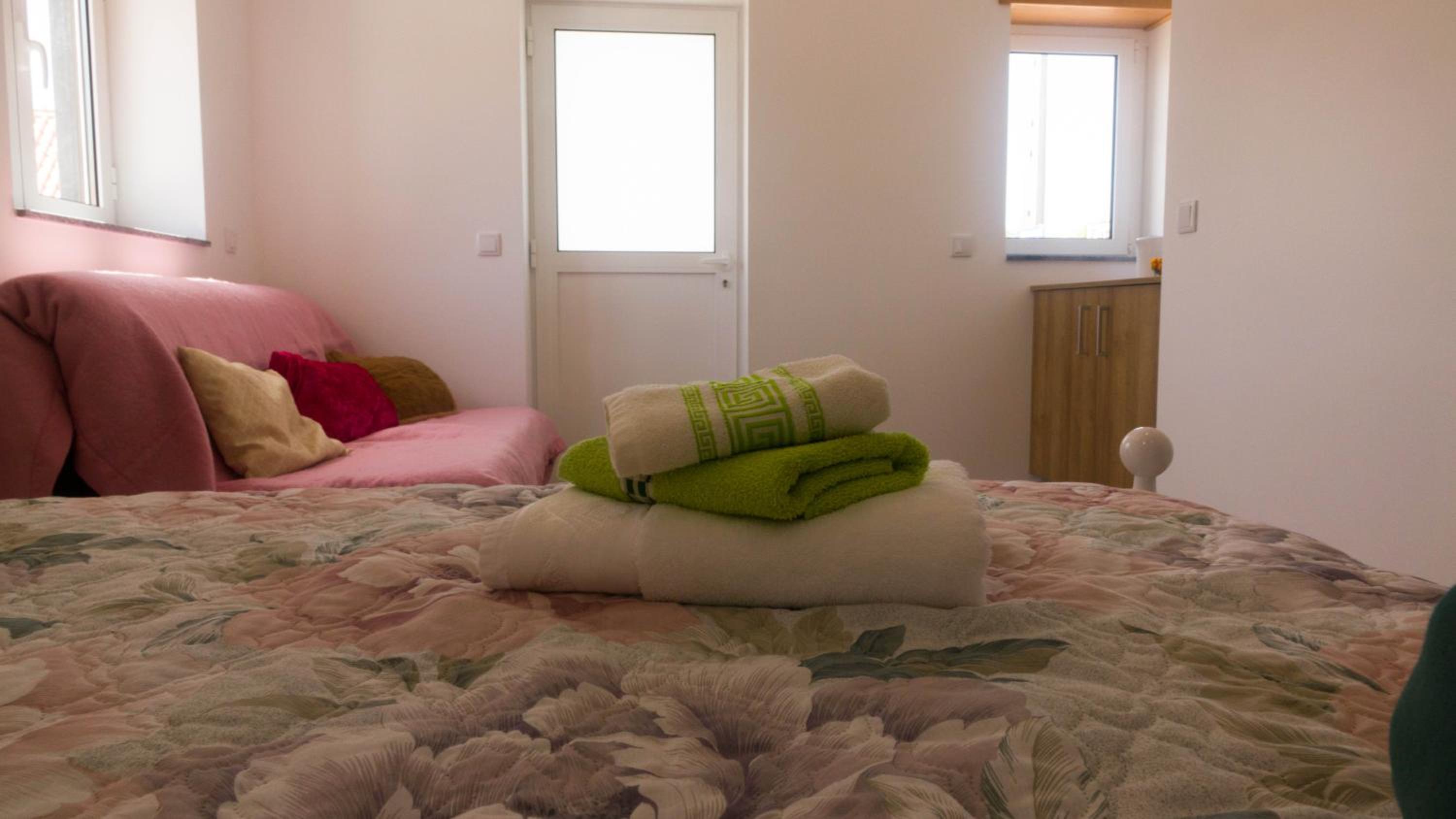 Deluxe Double Room with Extra Bed photo 2