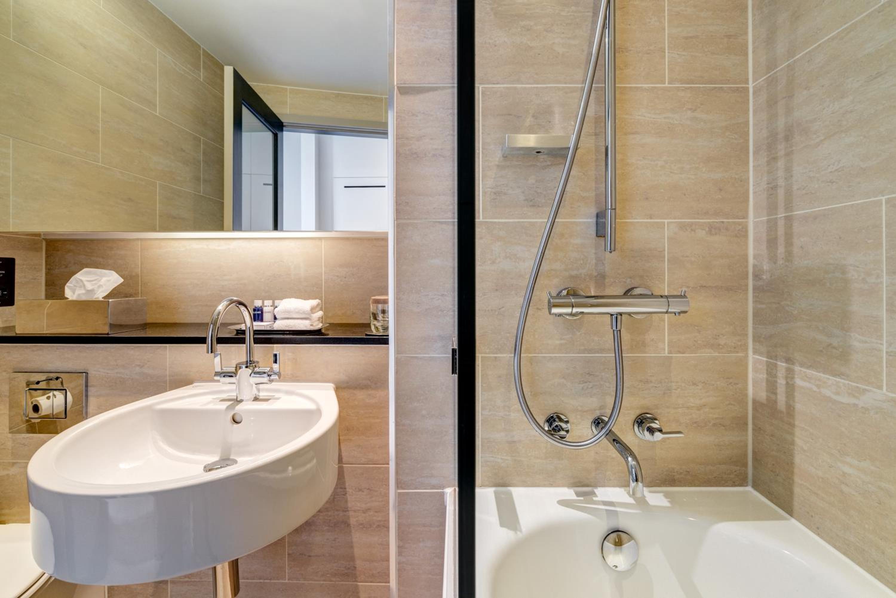 City Double Room - Photo 4
