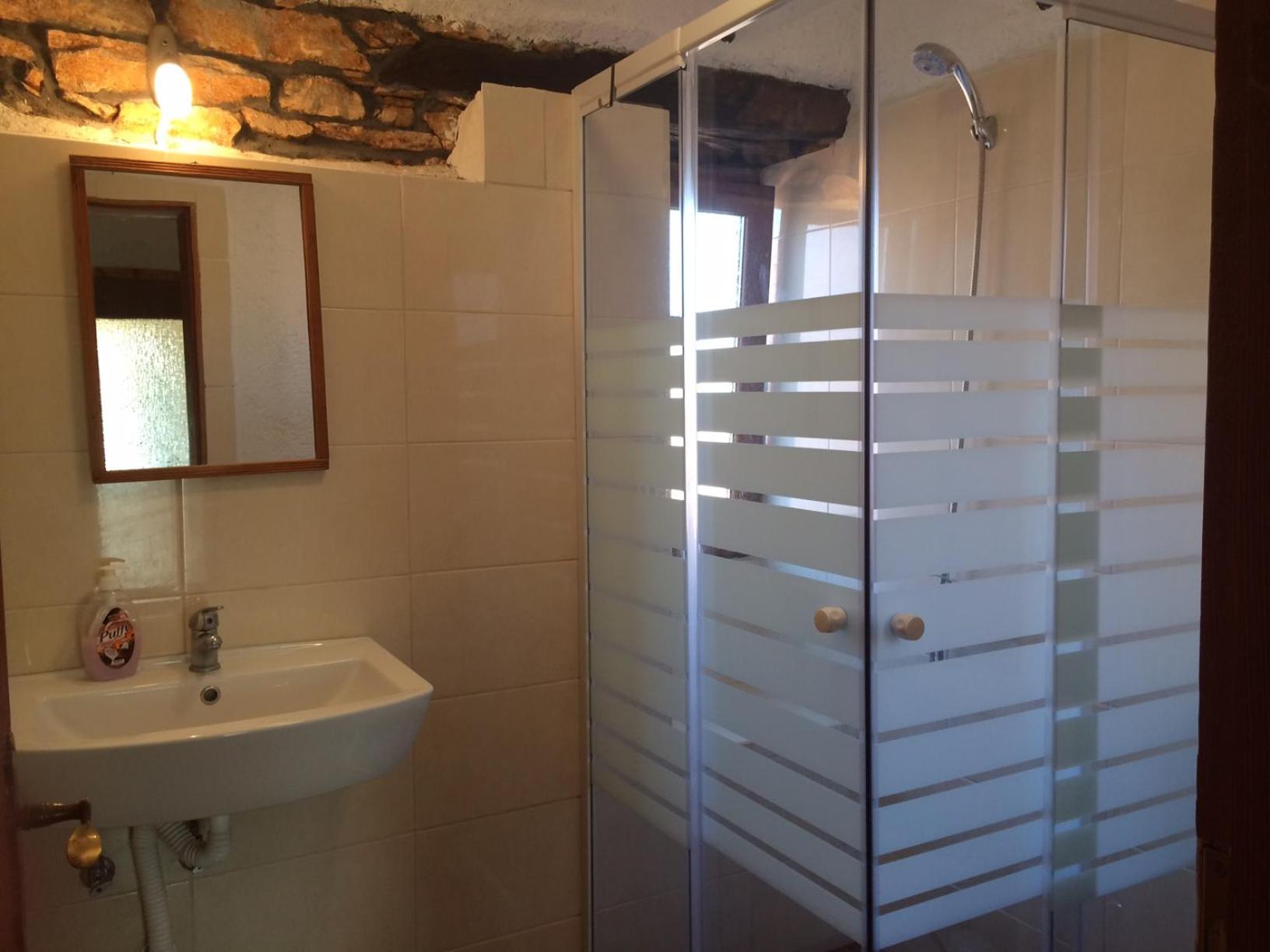 Double or Twin Room with Mountain View photo 3