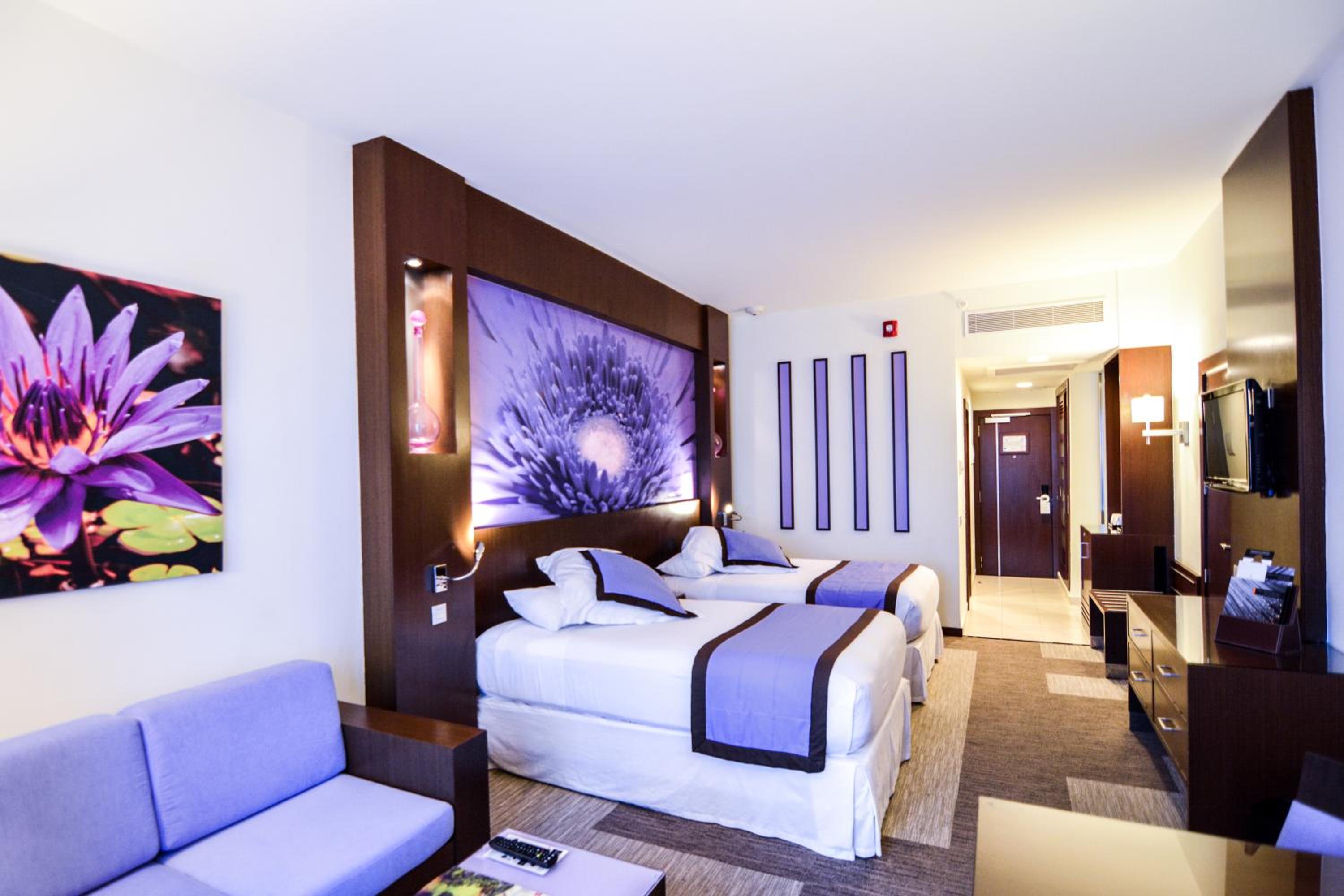 Deluxe Twin Room - Photo 1