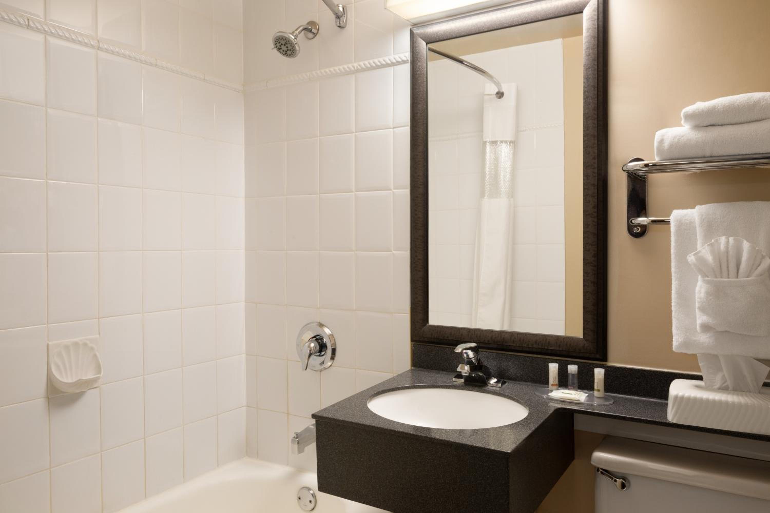 Standard Double Room with Street View - Photo 2