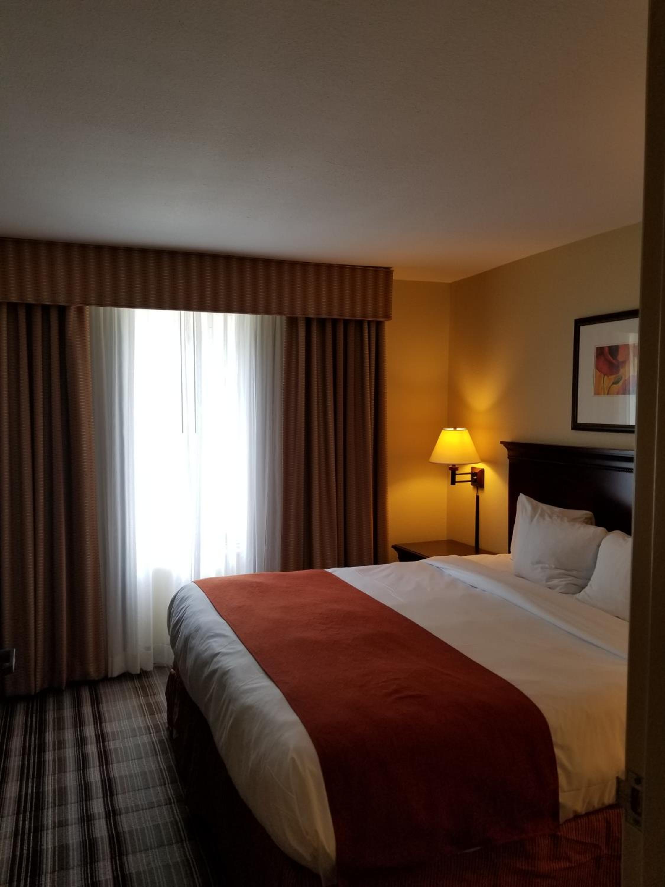 One-Bedroom King Suite - Non-Smoking - Photo 3