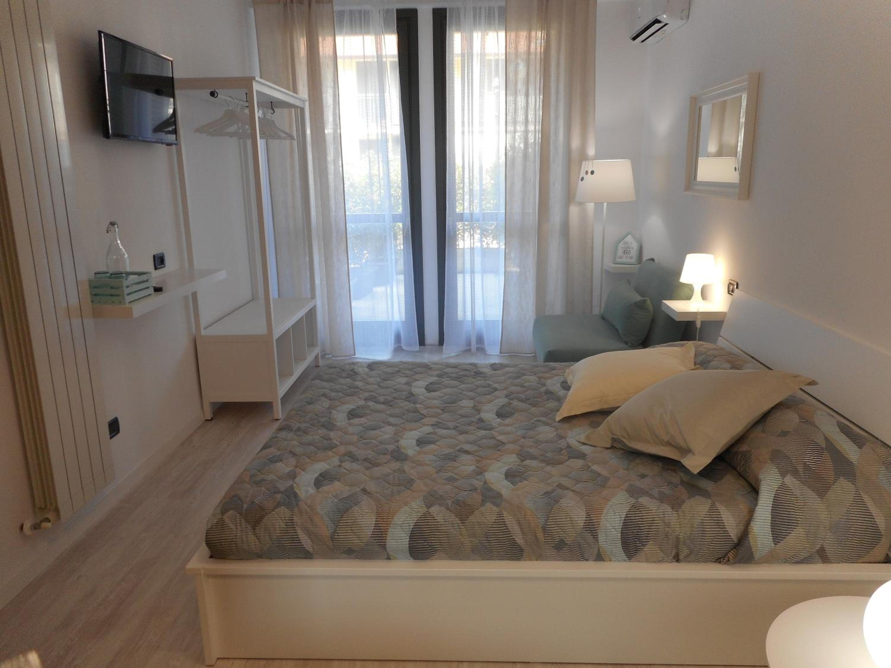 Triple Room with Terrace