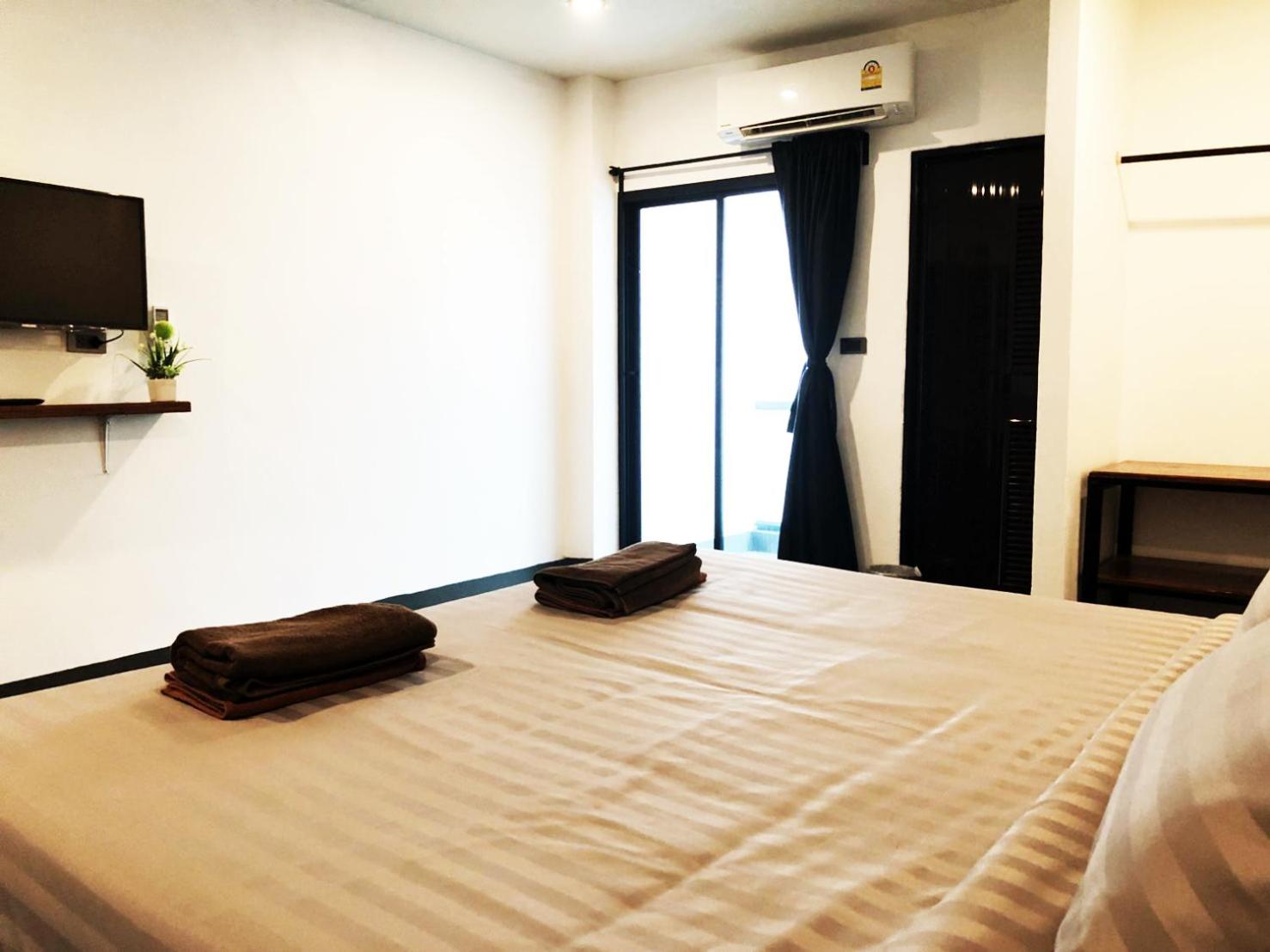 Standard Double Room - Photo 6
