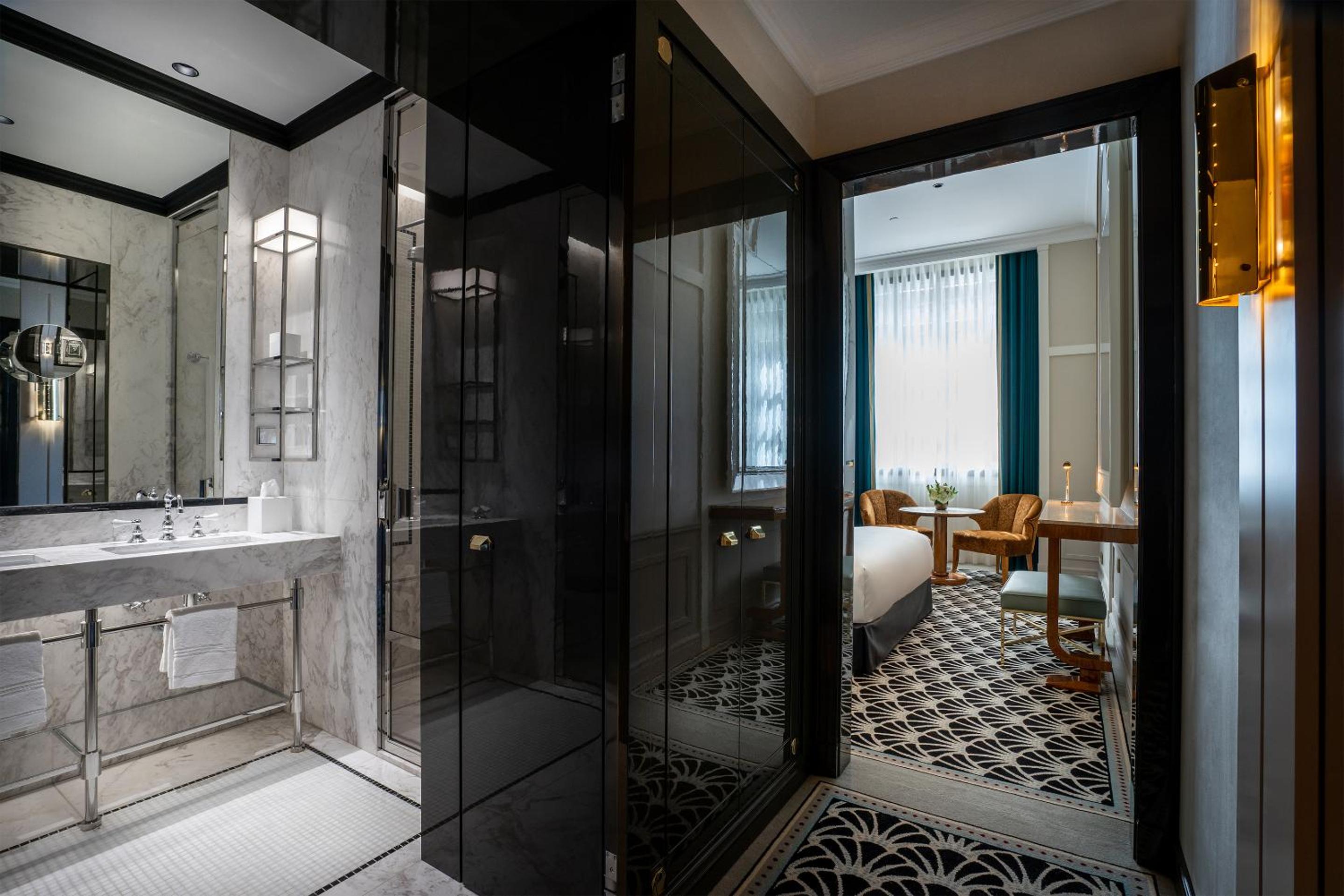 Superior Double or Twin Room photo 2