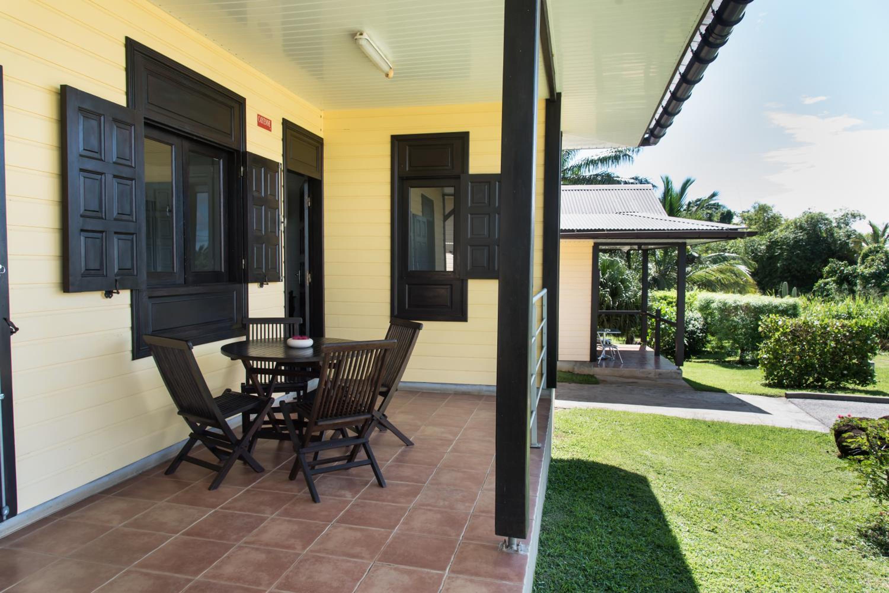 Balcony & Terrace