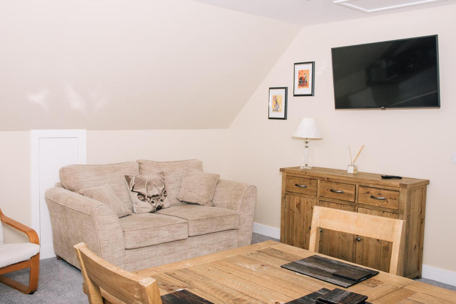 Apartment photo 1