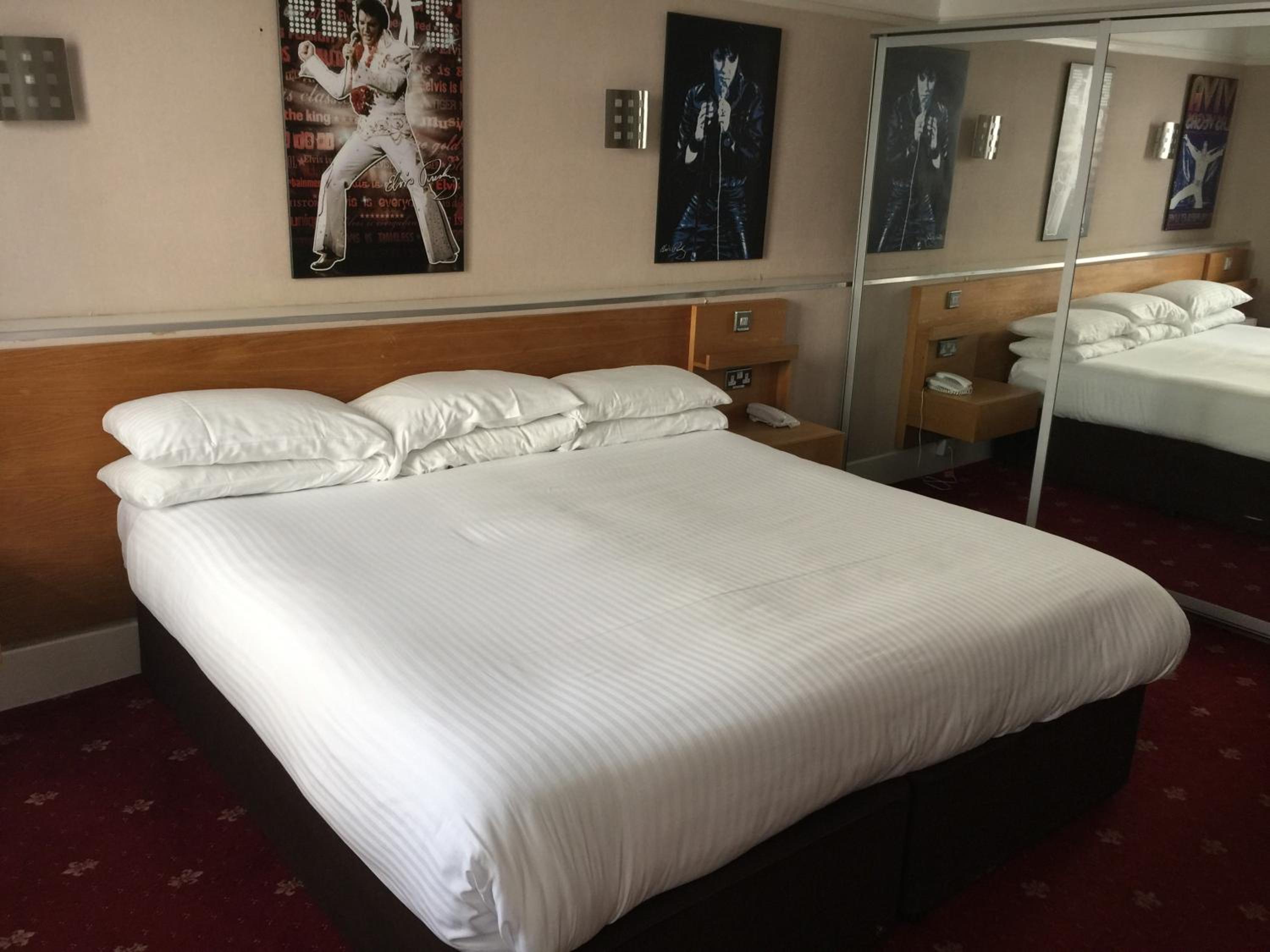 Double or Twin Room - Disability Access - Photo 6