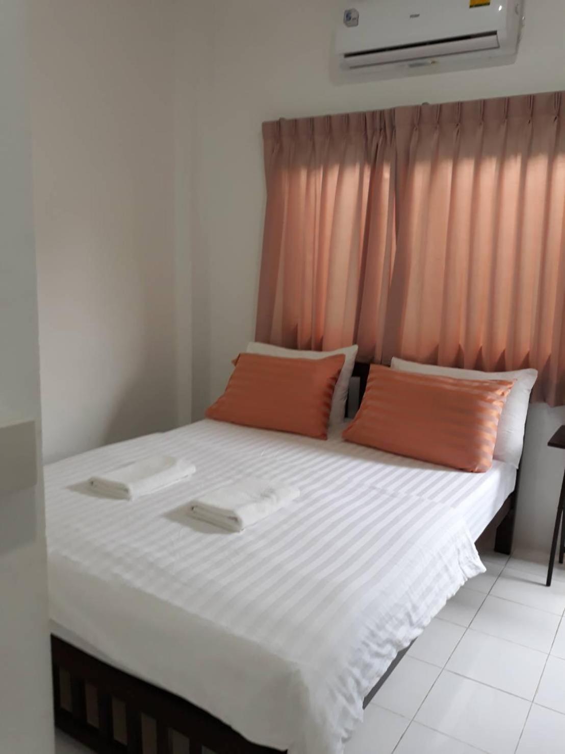 Standard Double Room photo 3