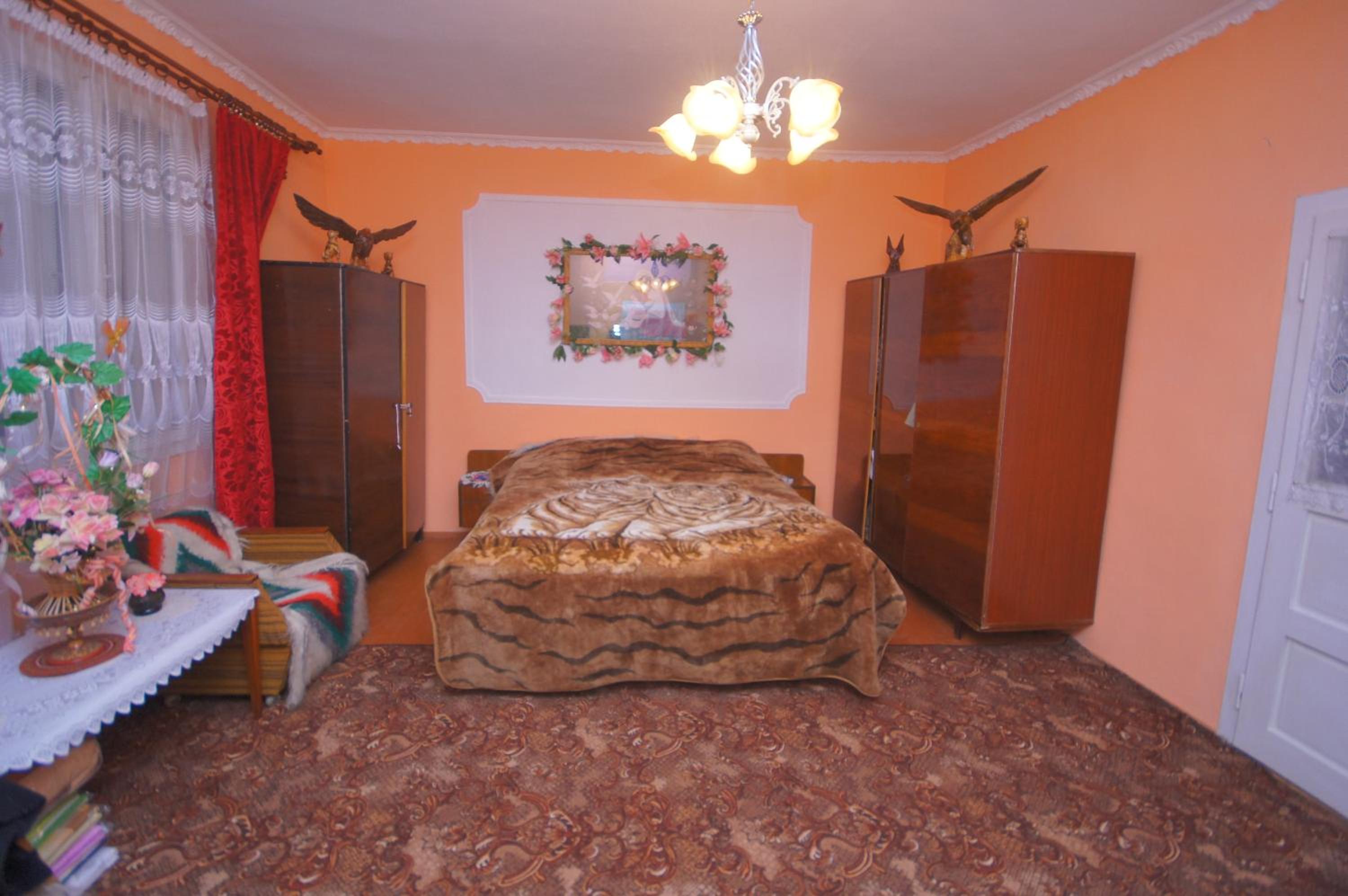 Deluxe Room (2 Adults + 1 Child) photo 1