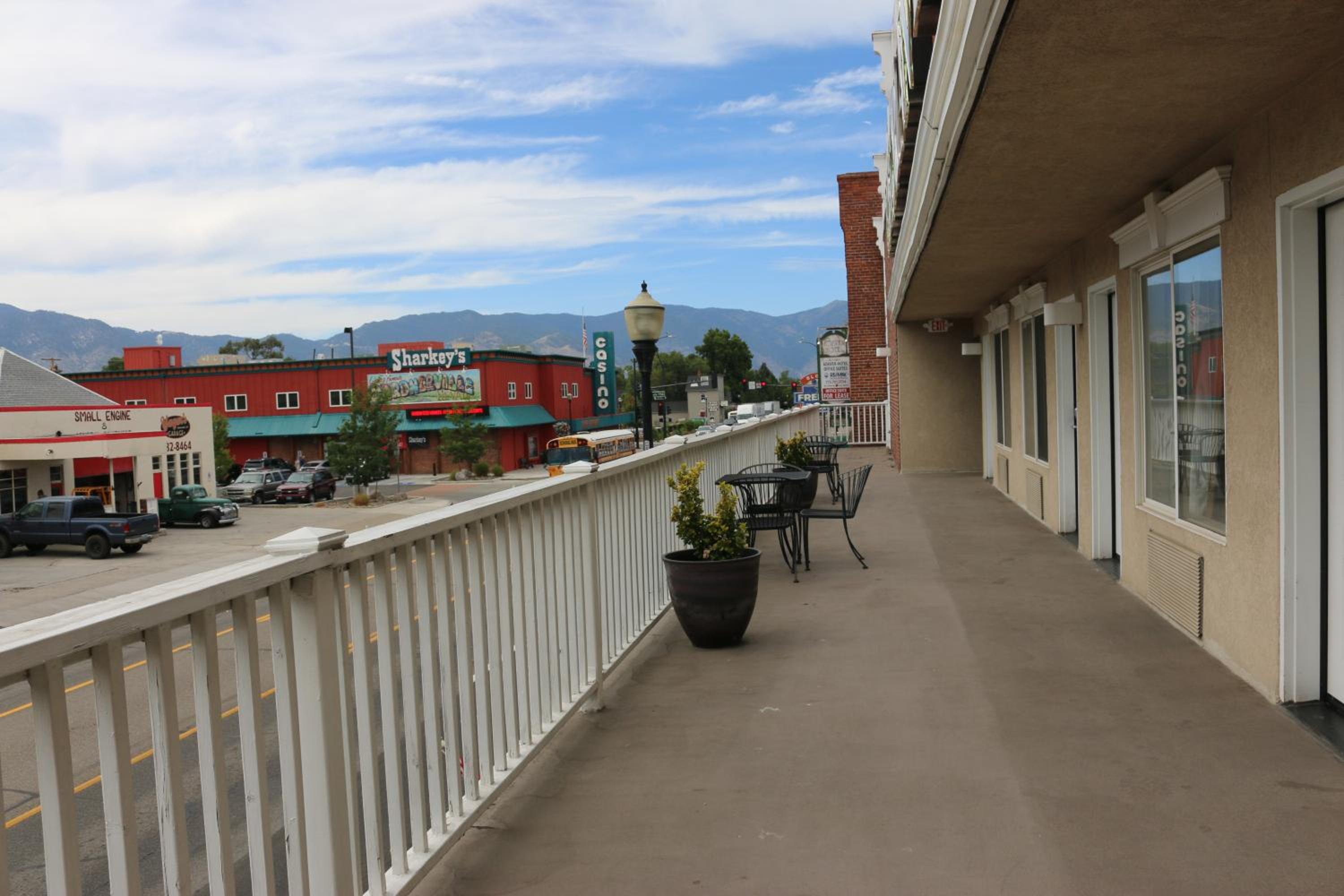 King Room with Mountain View, Second Floor (No Pets) photo 2