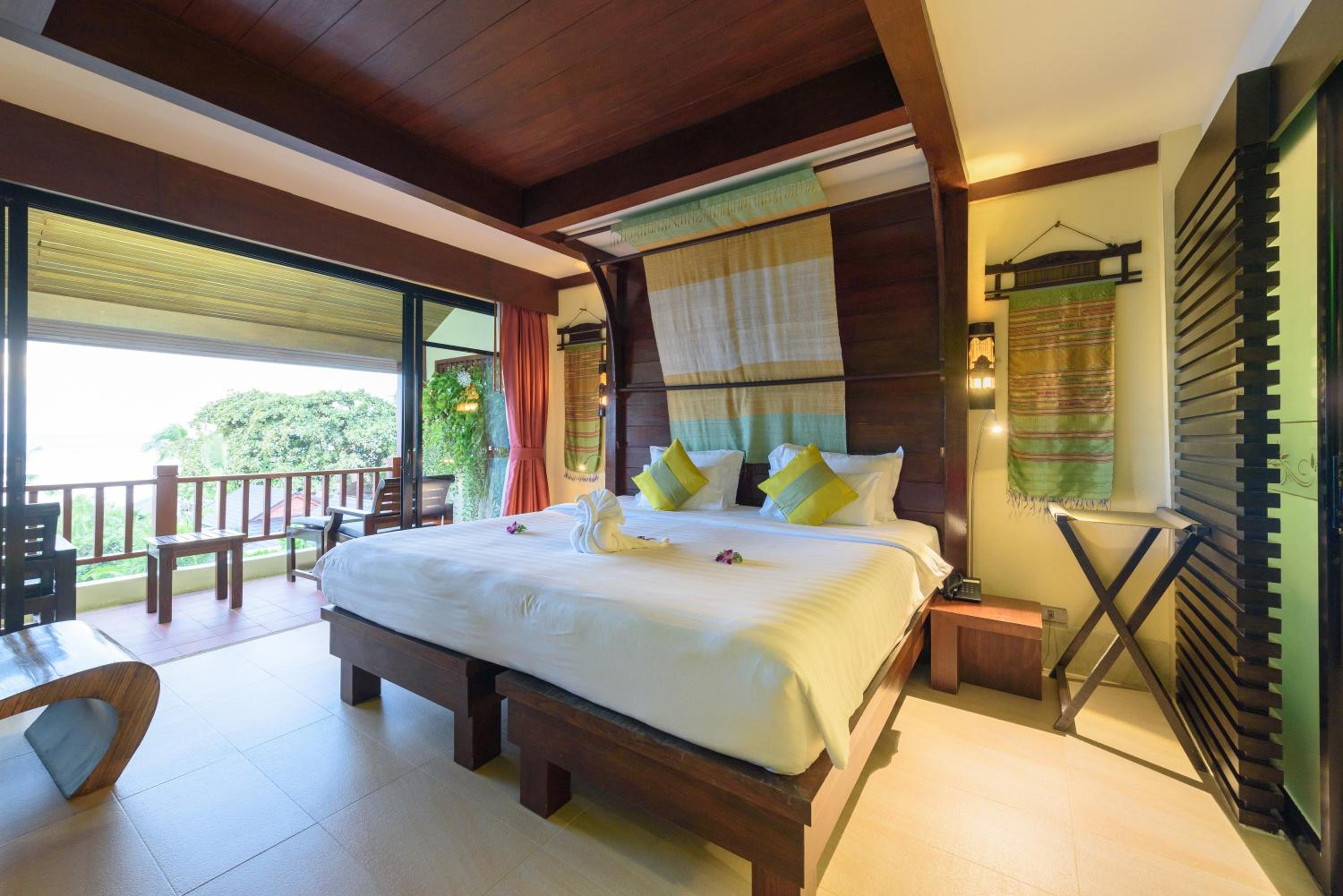 Deluxe Double or Twin Room with Sea View photo 2
