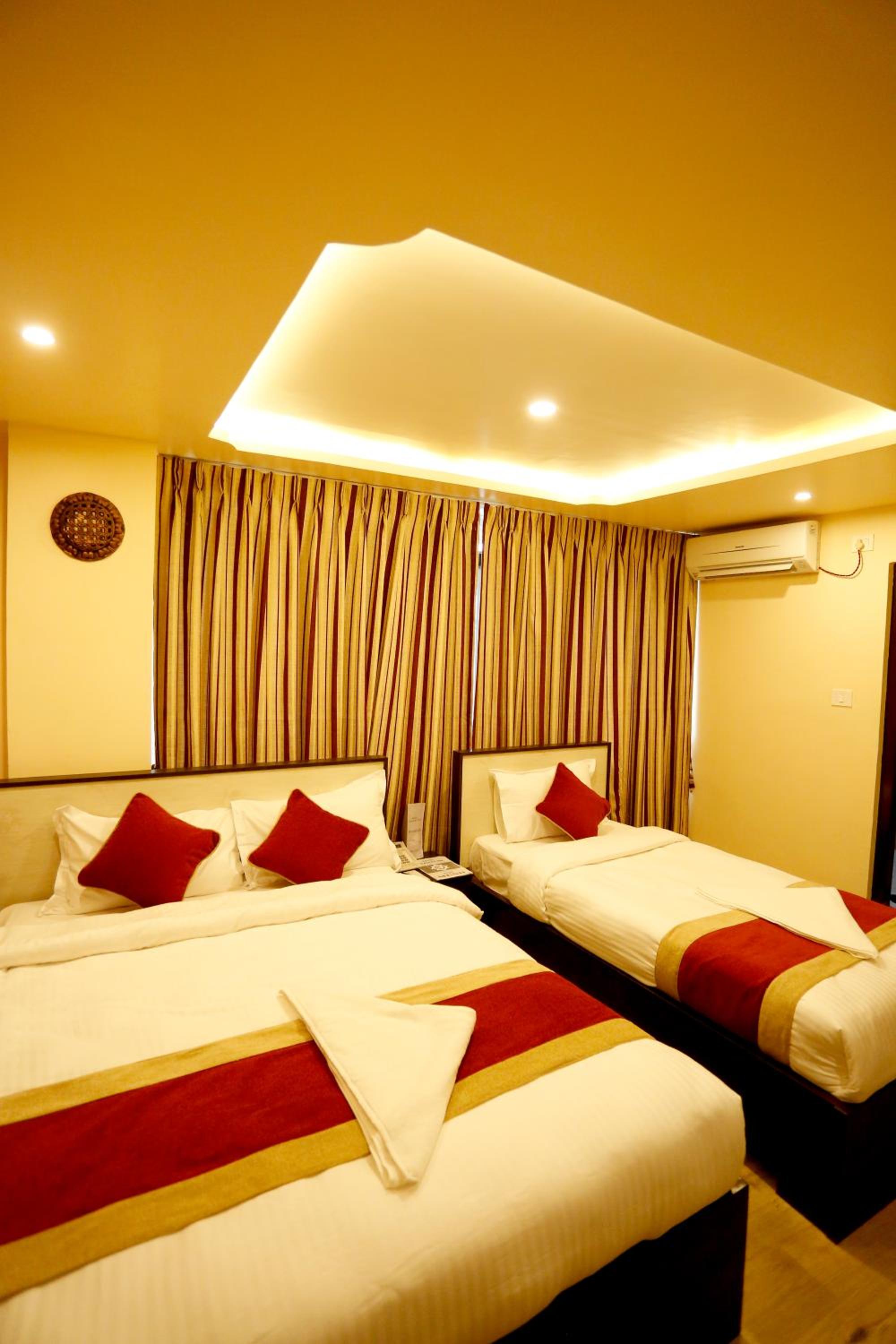 Deluxe Triple Room - Photo 3
